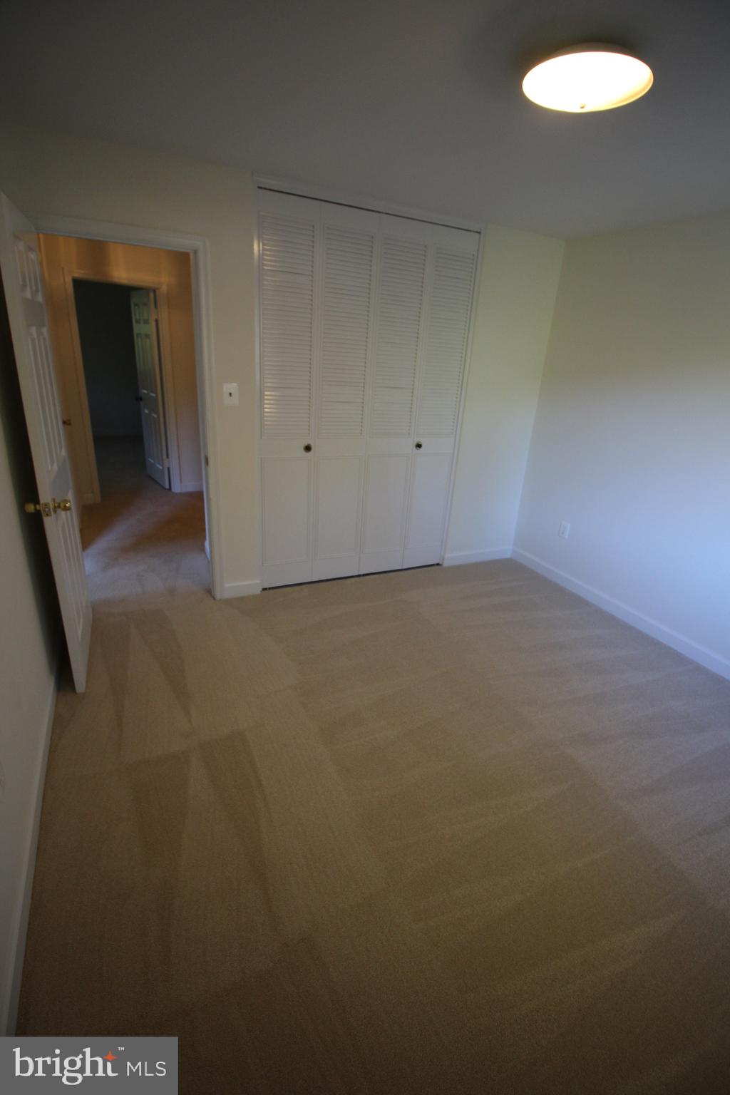 KING PARK WEST - Residential Lease