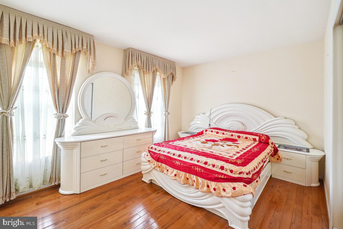 ASHFORD - Residential