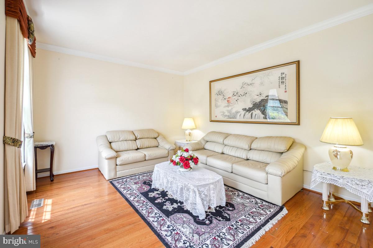 ASHFORD - Residential