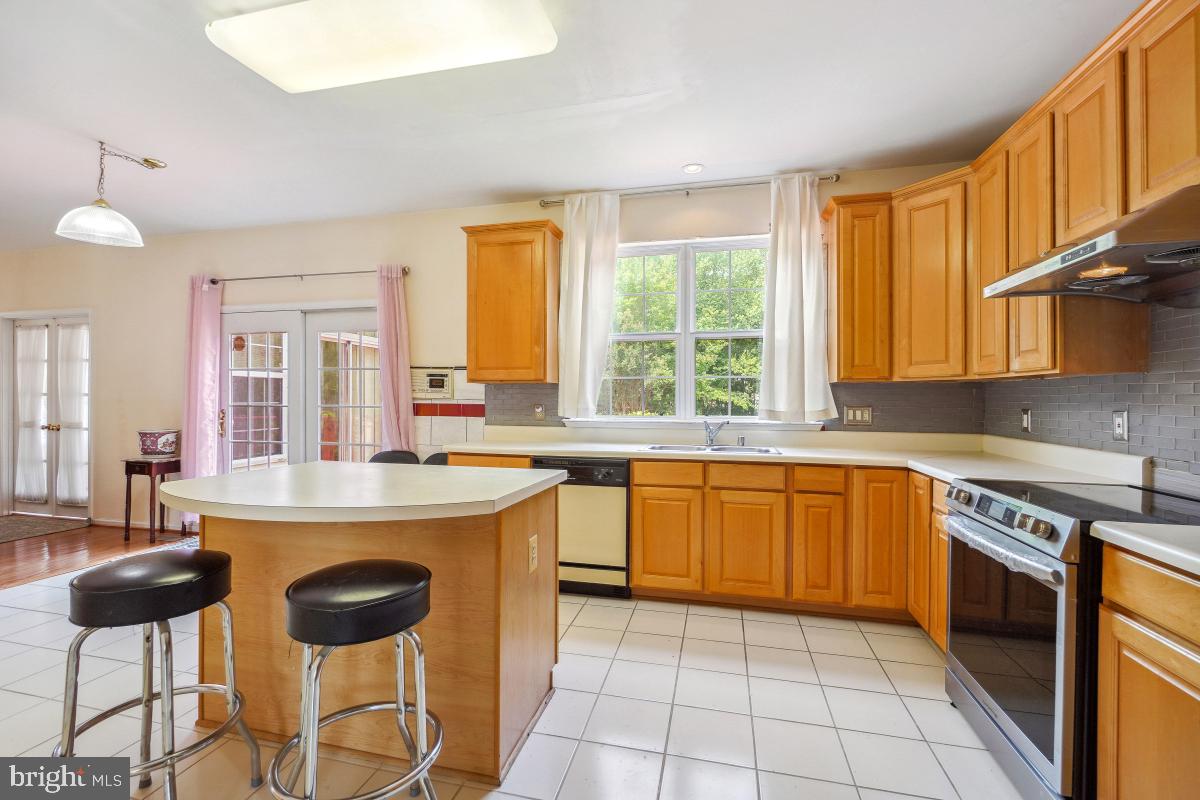 ASHFORD - Residential