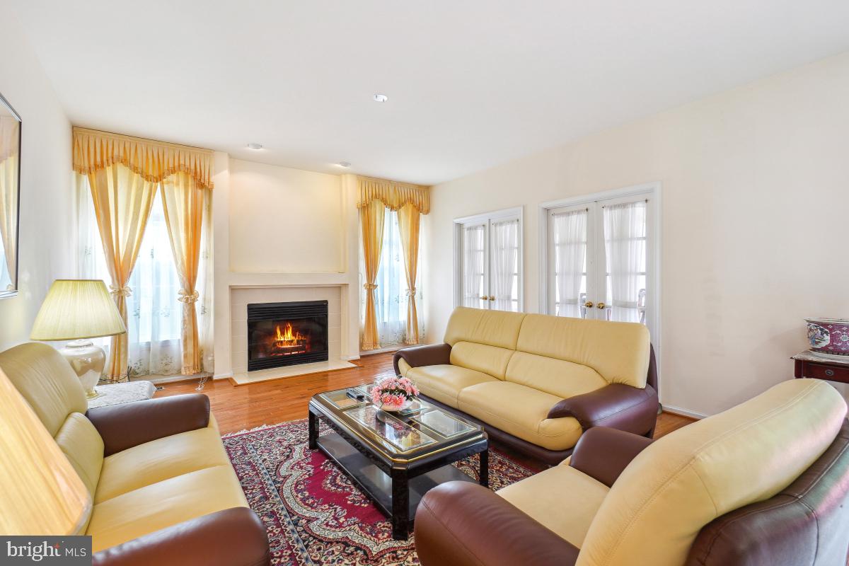 ASHFORD - Residential