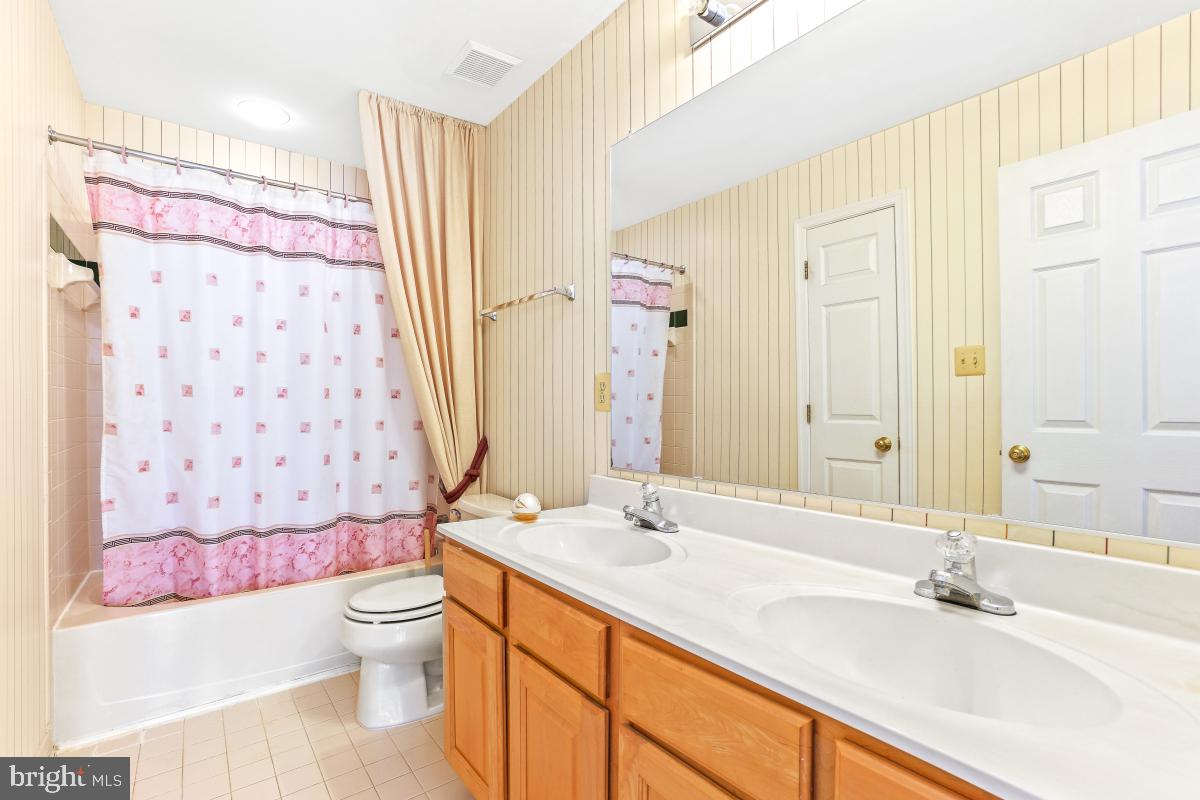 ASHFORD - Residential