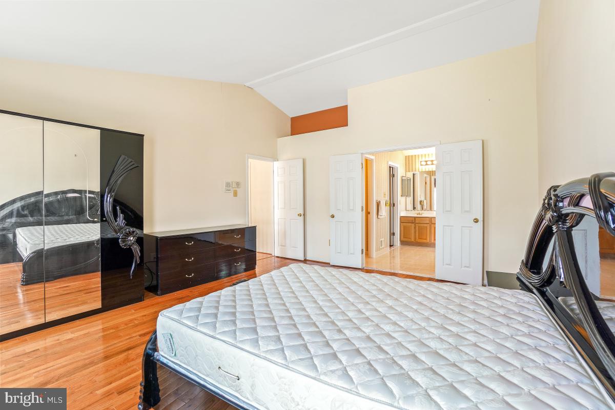 ASHFORD - Residential