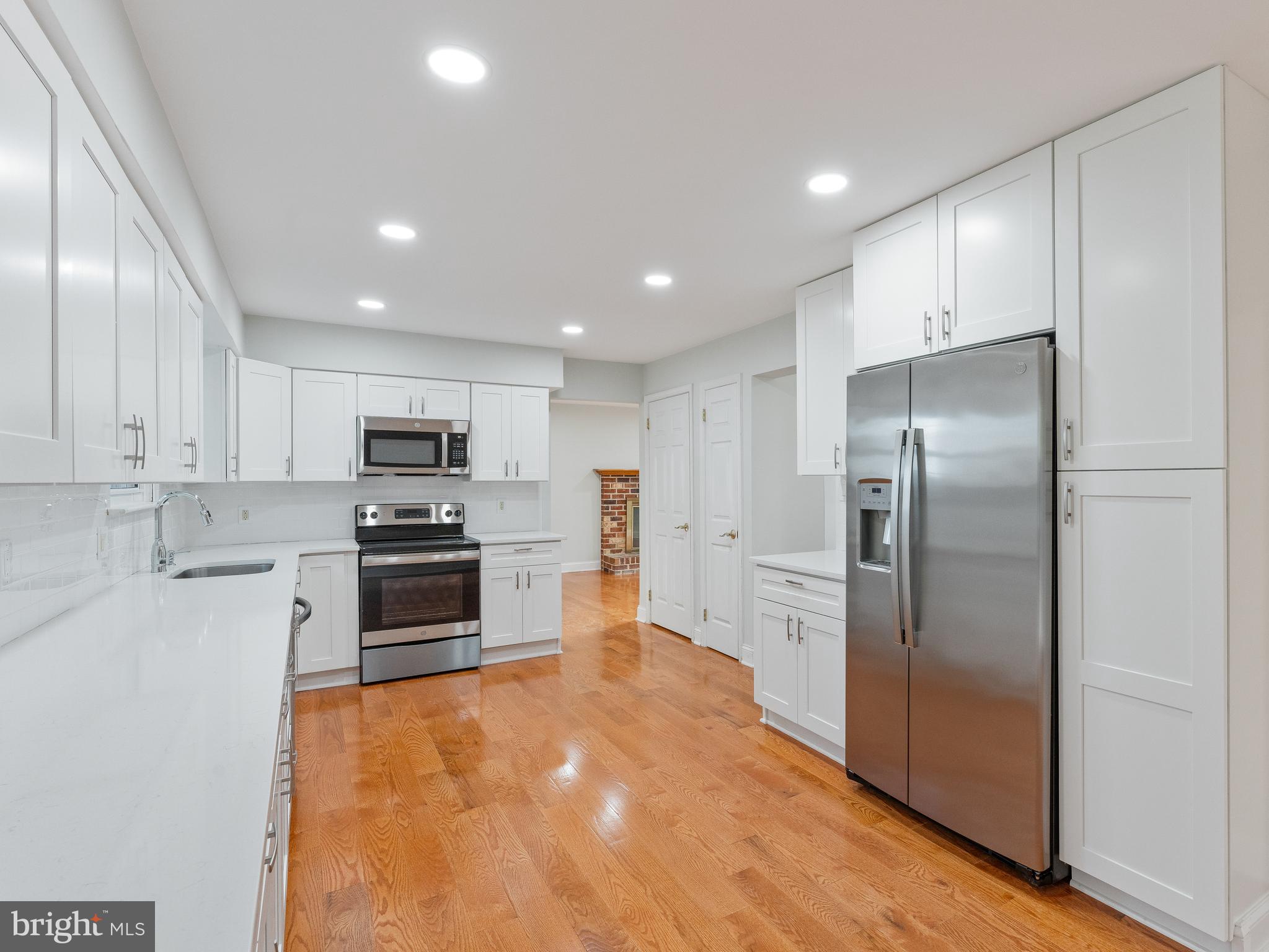 WILLOWBROOK - Residential