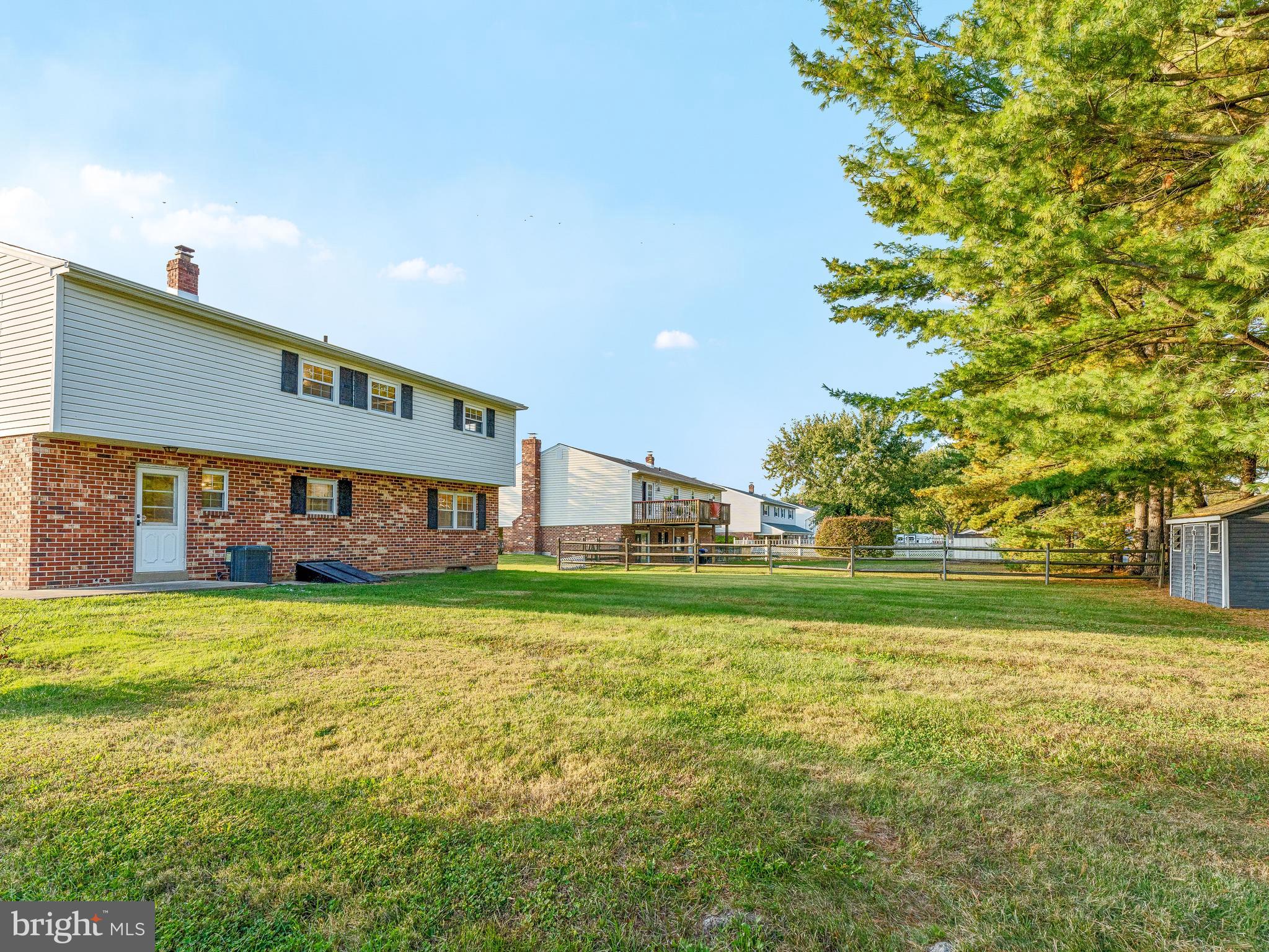 WILLOWBROOK - Residential