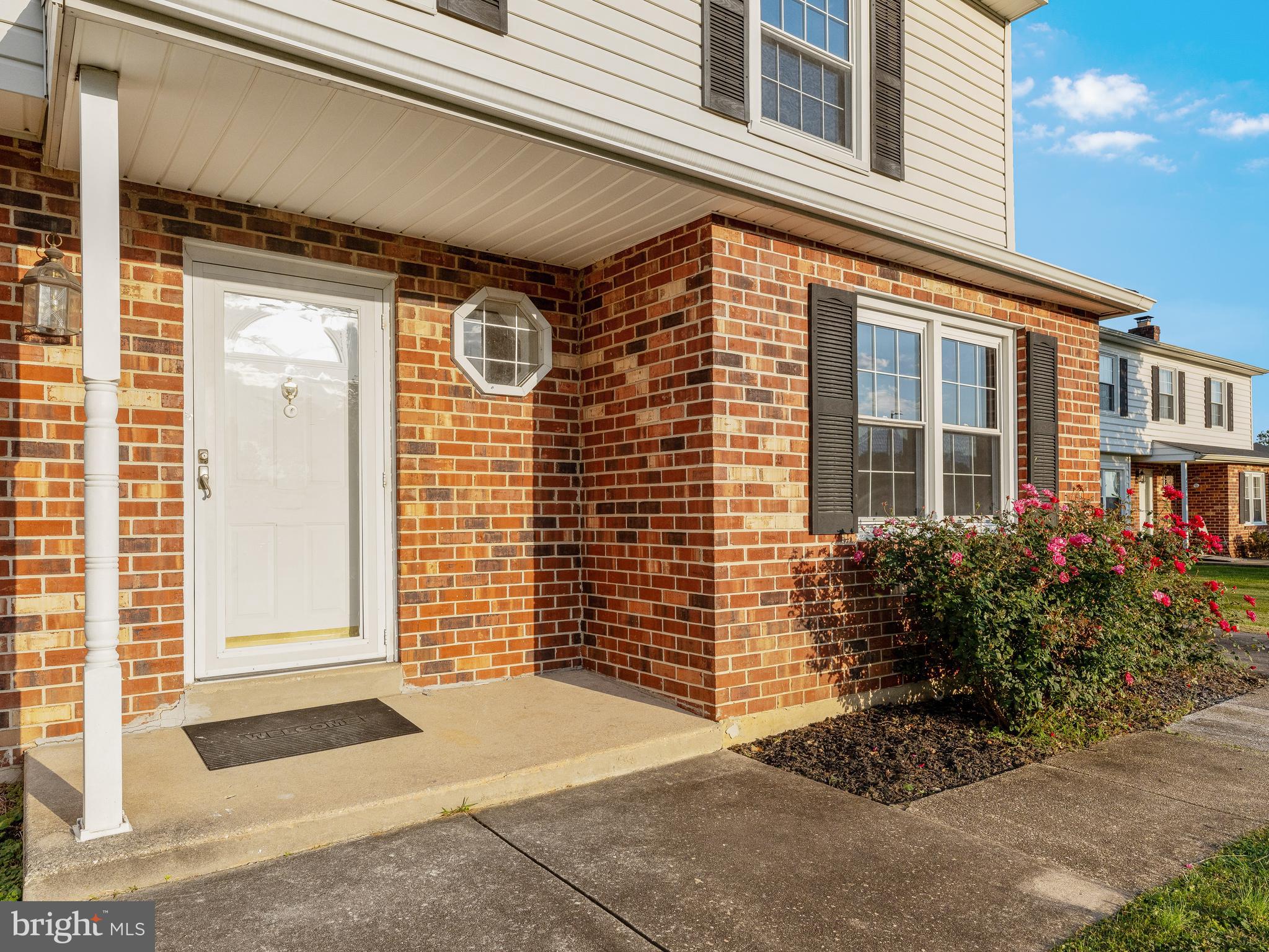 WILLOWBROOK - Residential