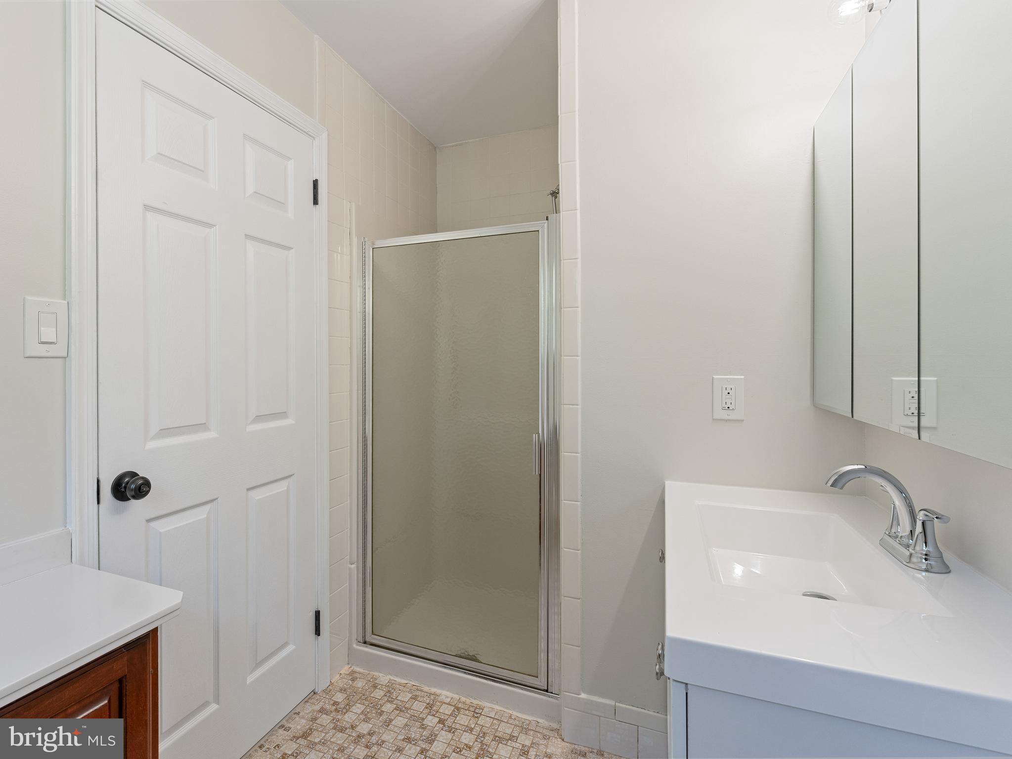 WILLOWBROOK - Residential