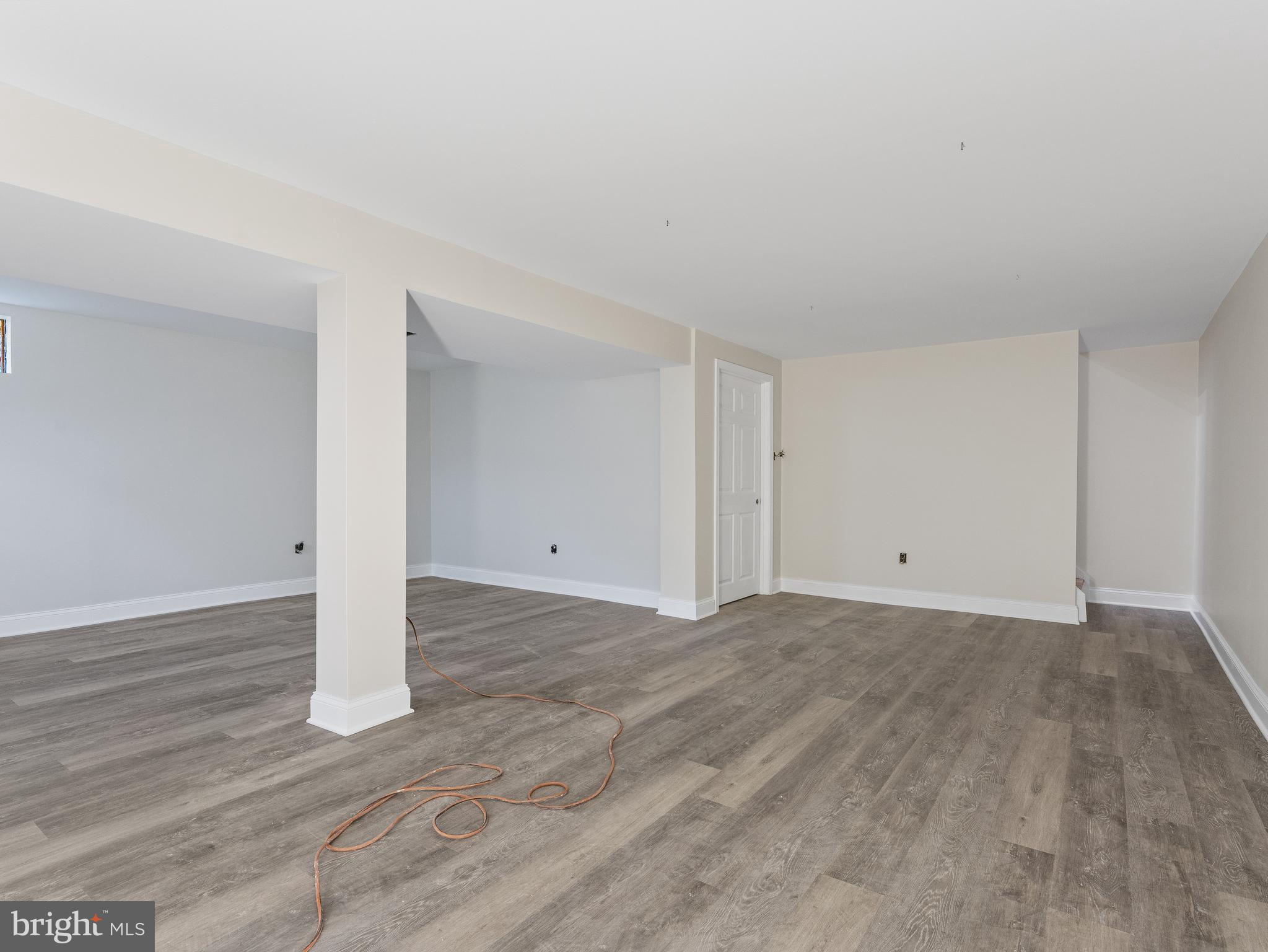 WILLOWBROOK - Residential