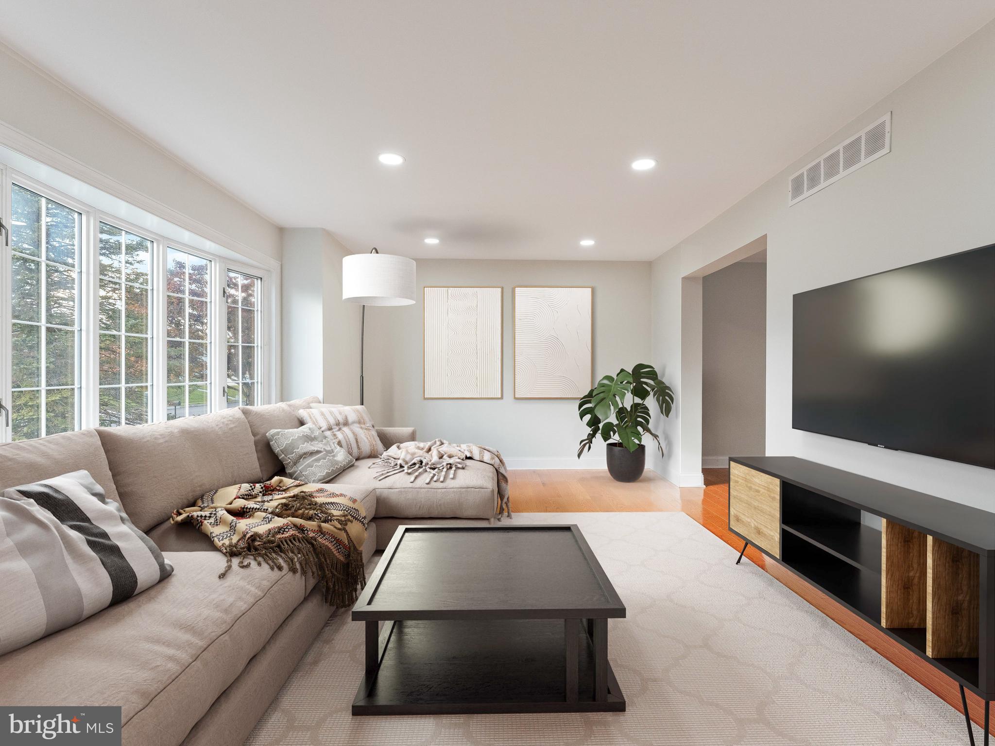 WILLOWBROOK - Residential