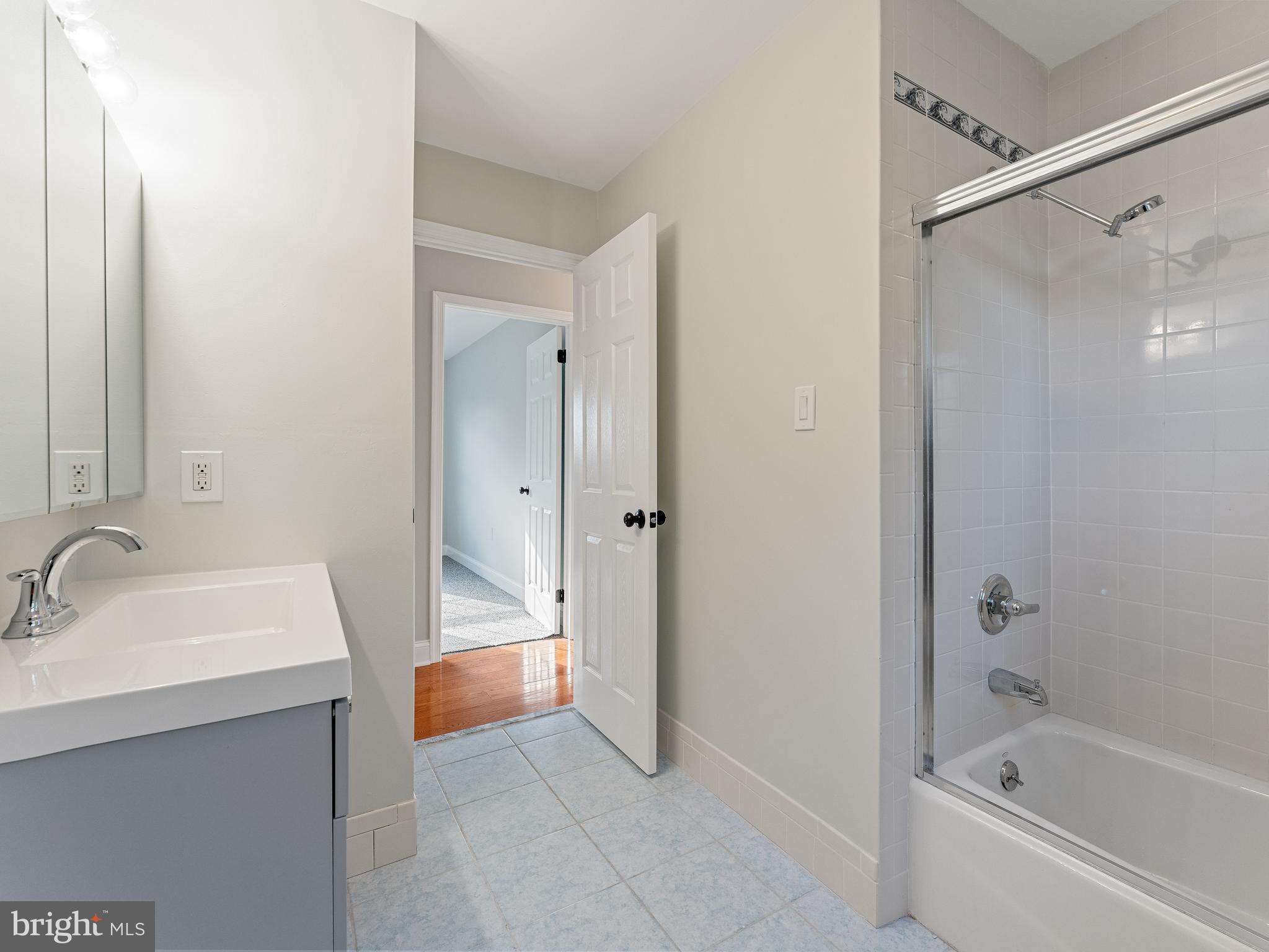 WILLOWBROOK - Residential