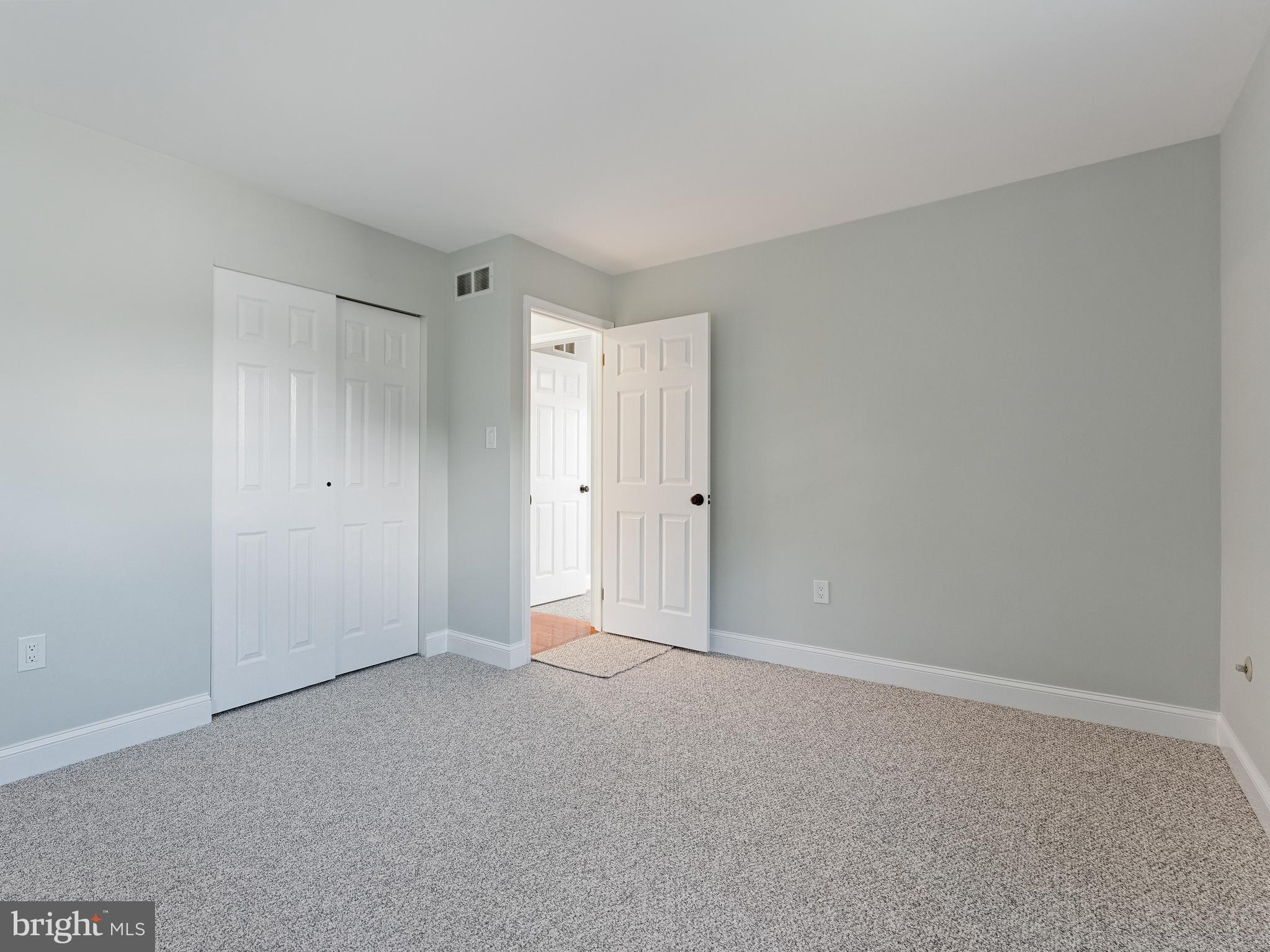 WILLOWBROOK - Residential