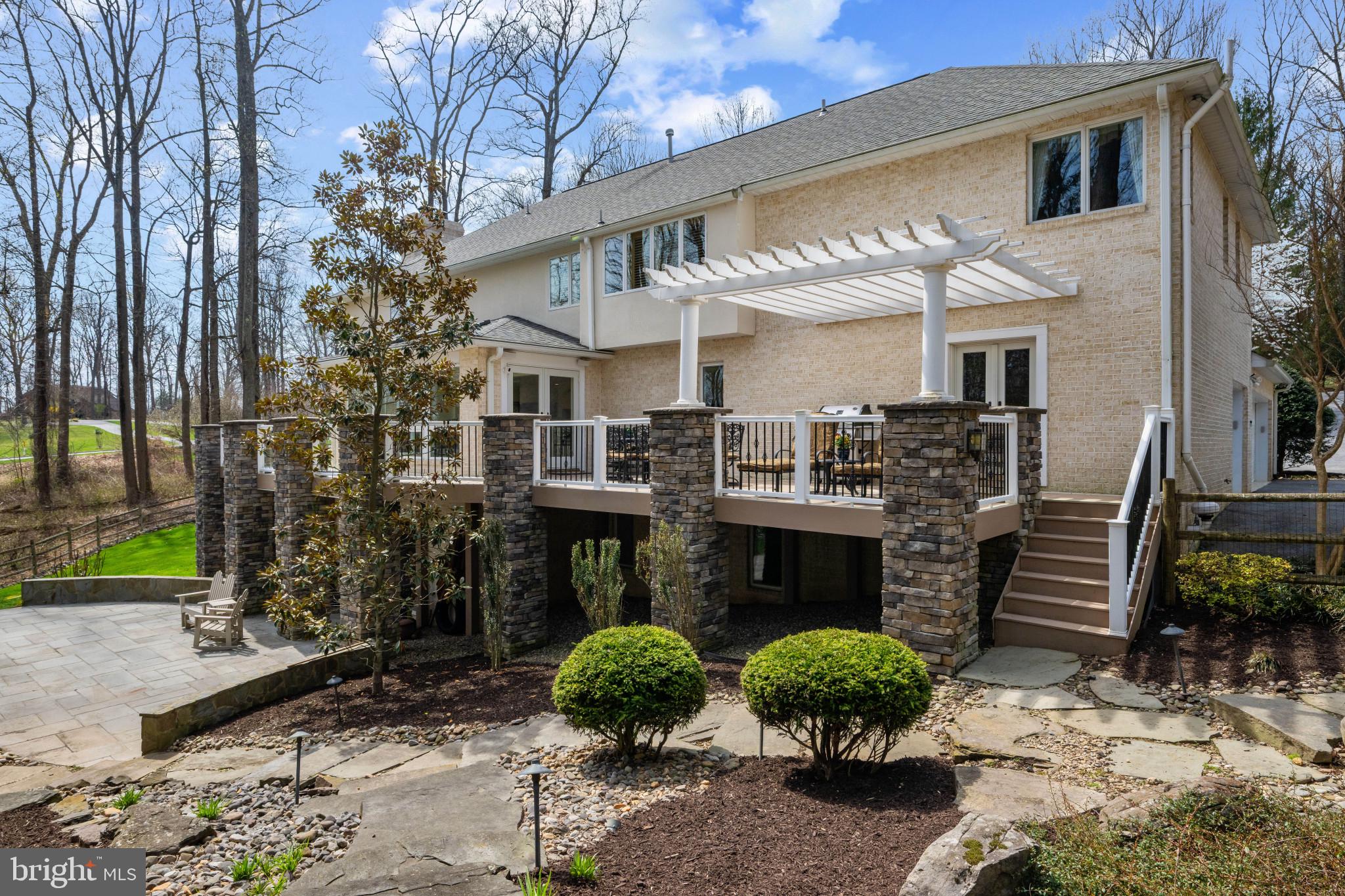 HUNTINGTON - Residential