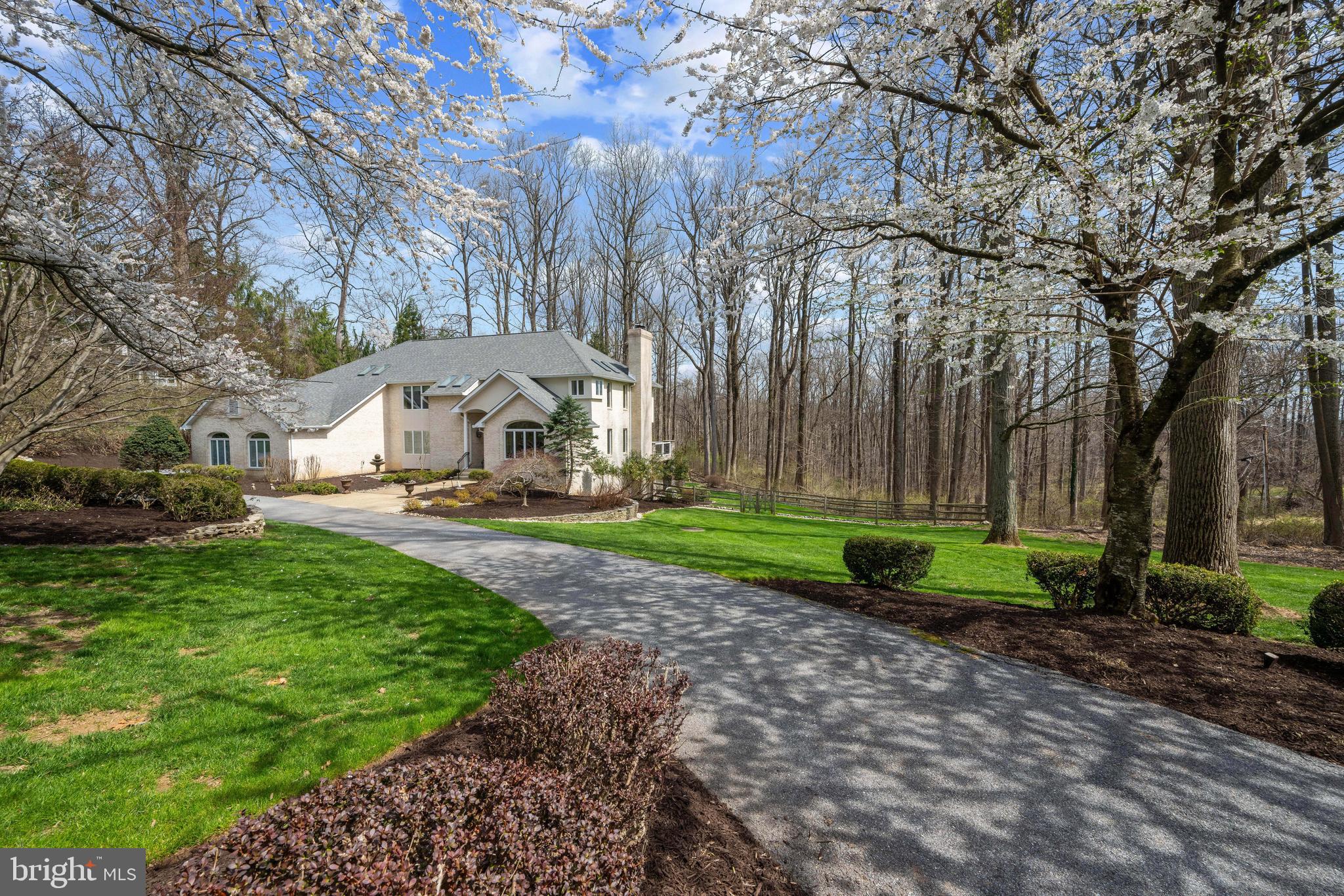 HUNTINGTON - Residential