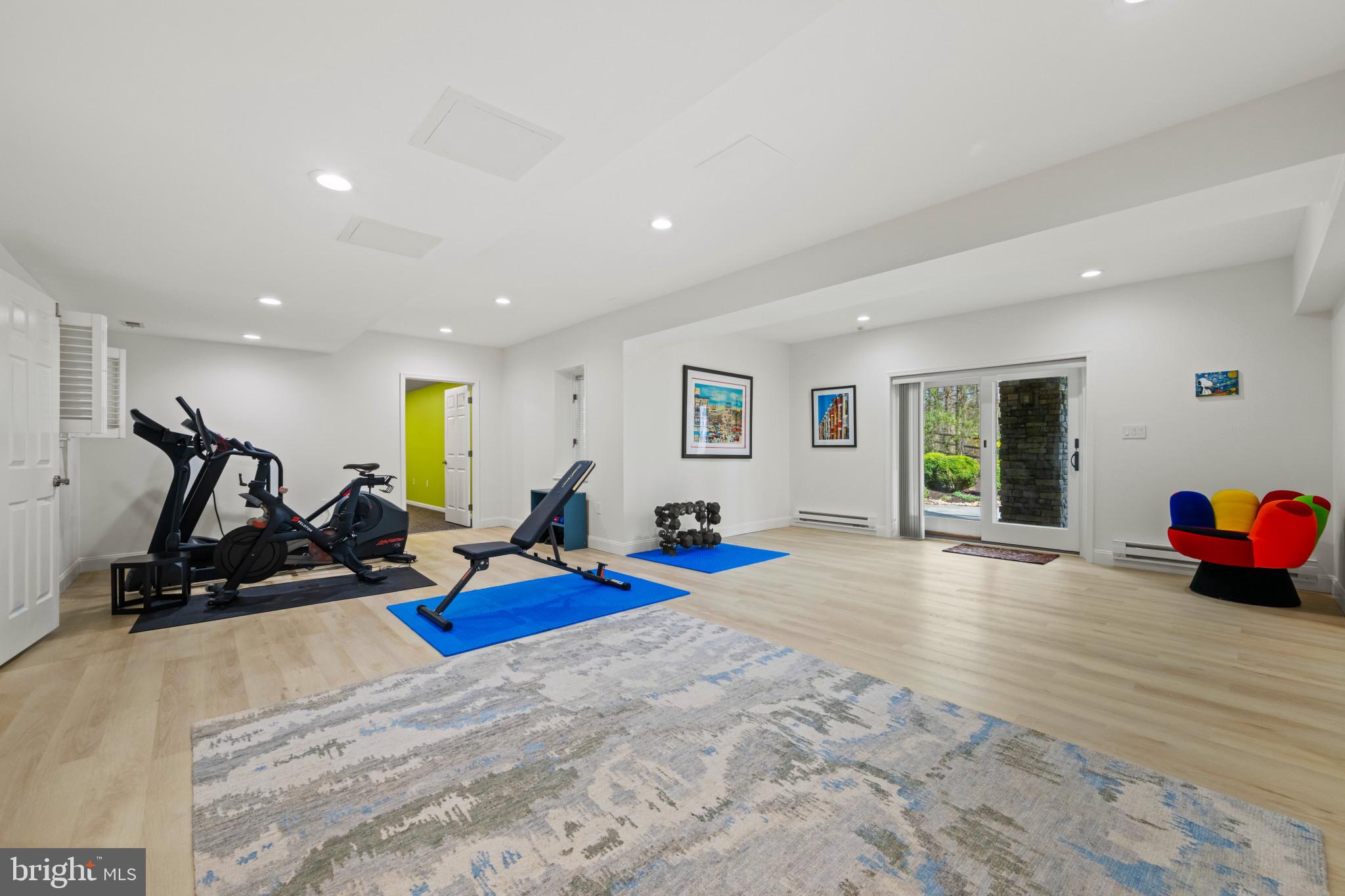 HUNTINGTON - Residential