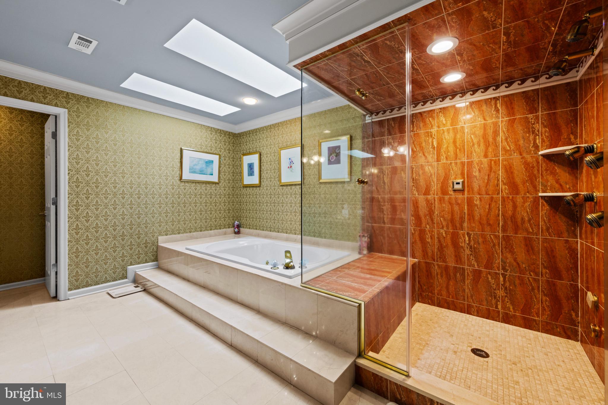 HUNTINGTON - Residential