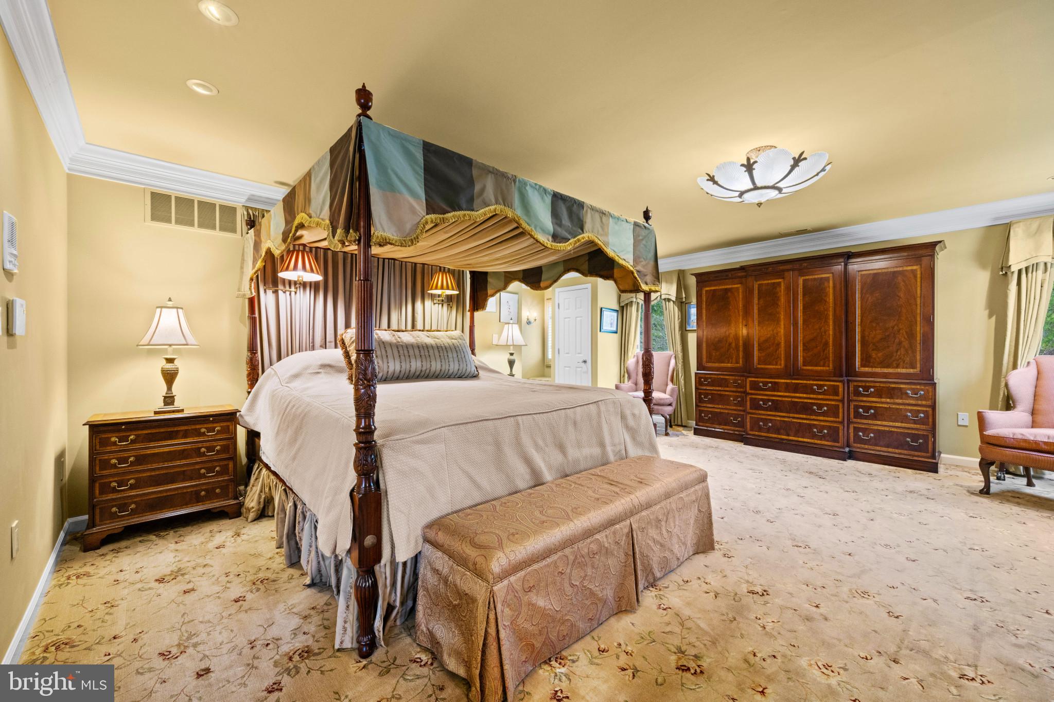 HUNTINGTON - Residential