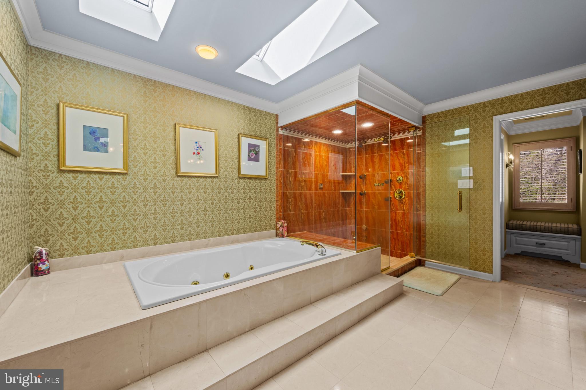 HUNTINGTON - Residential