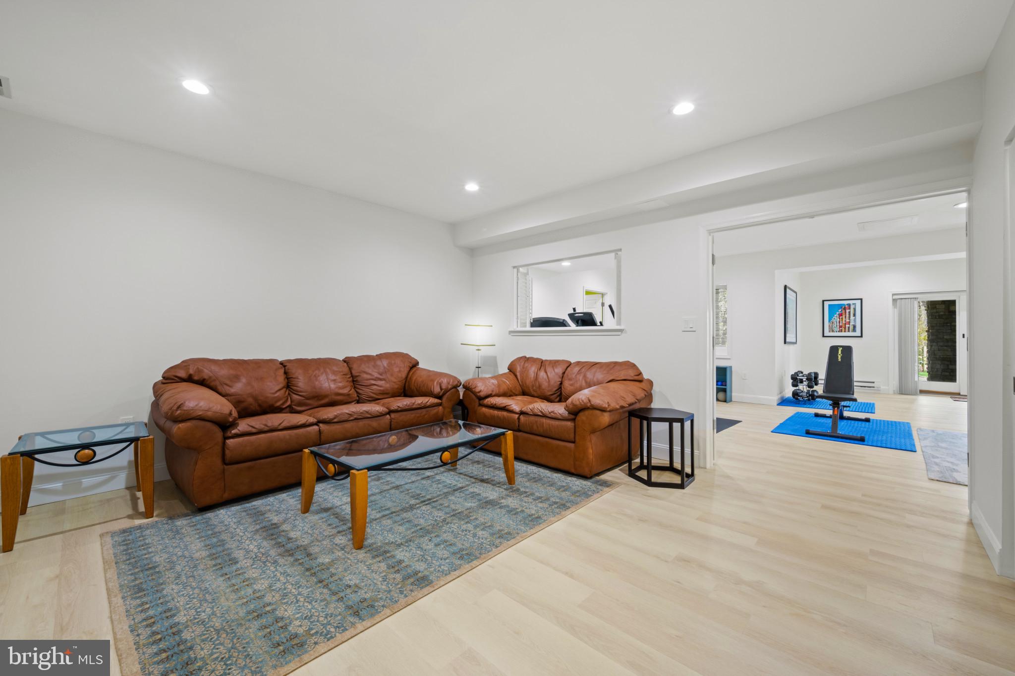 HUNTINGTON - Residential