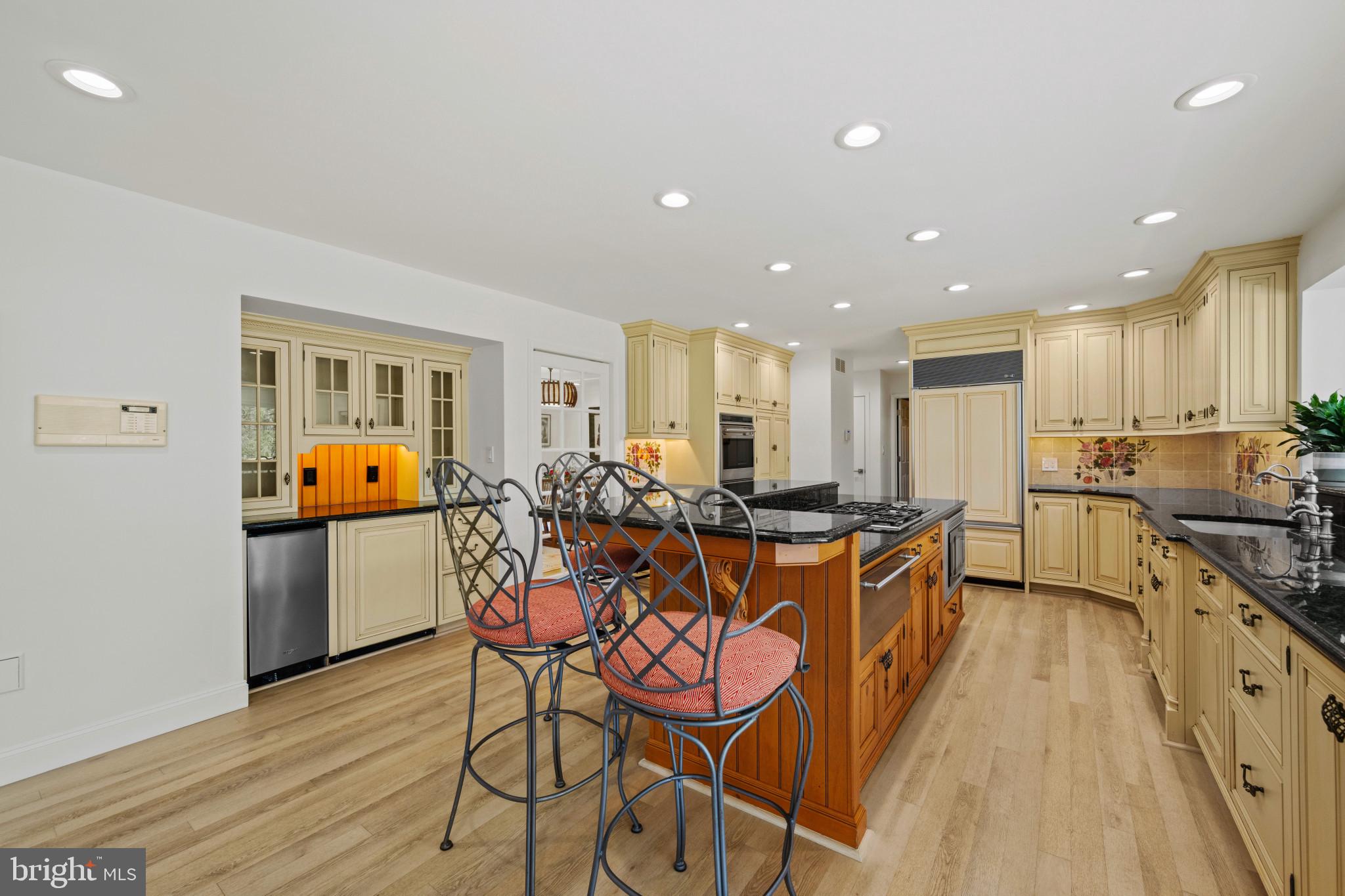 HUNTINGTON - Residential