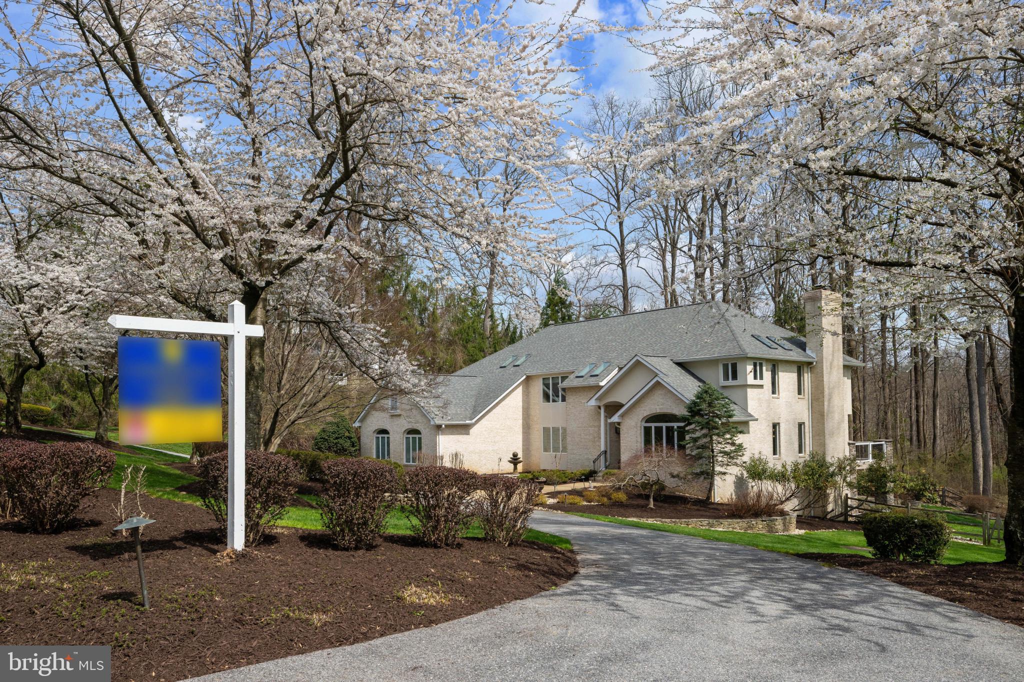 HUNTINGTON - Residential