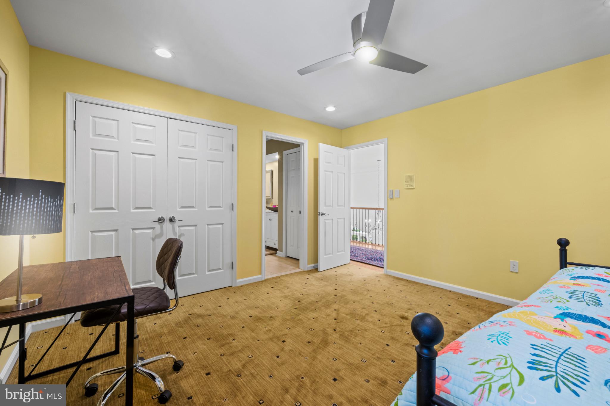 HUNTINGTON - Residential