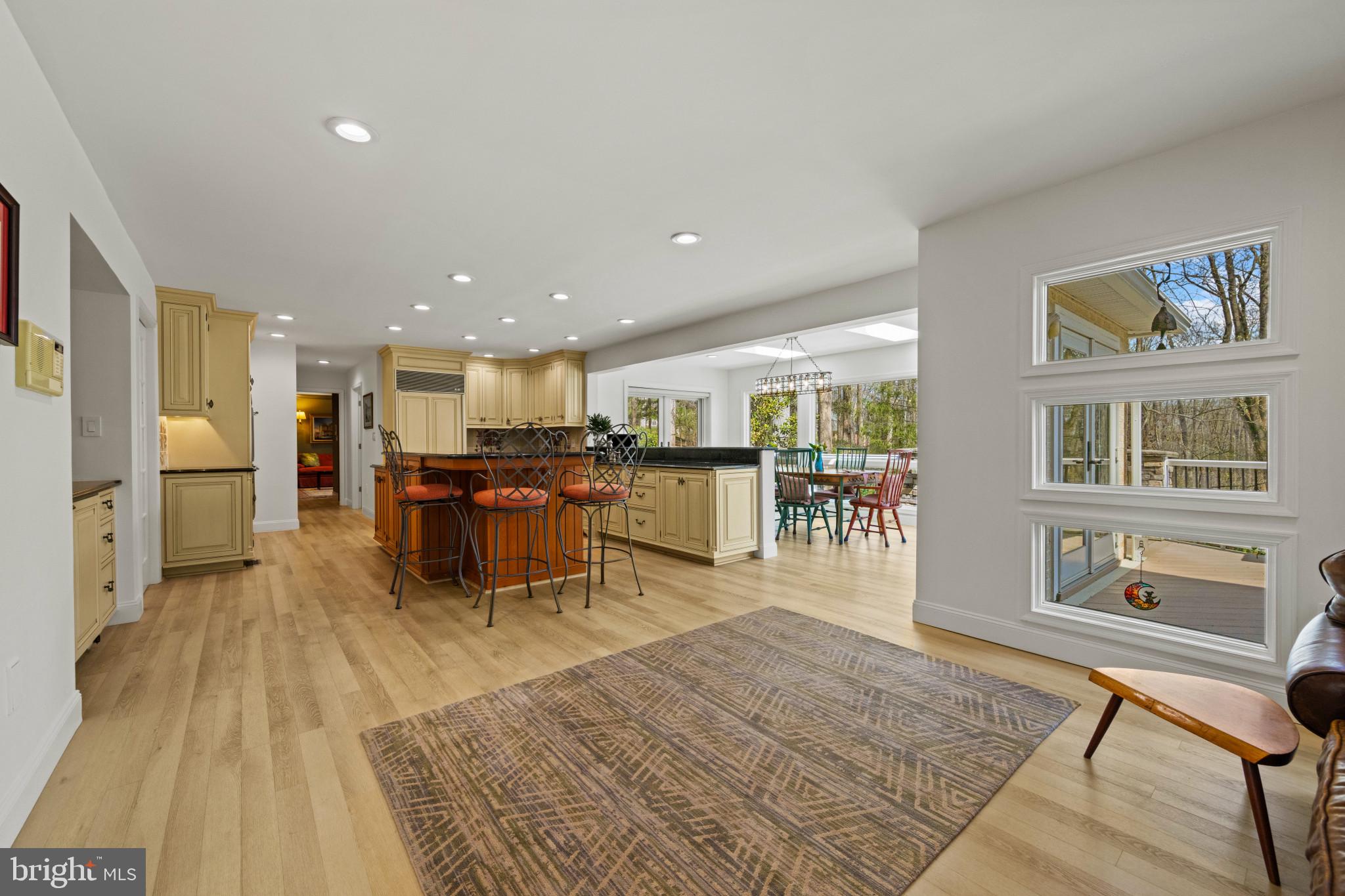 HUNTINGTON - Residential