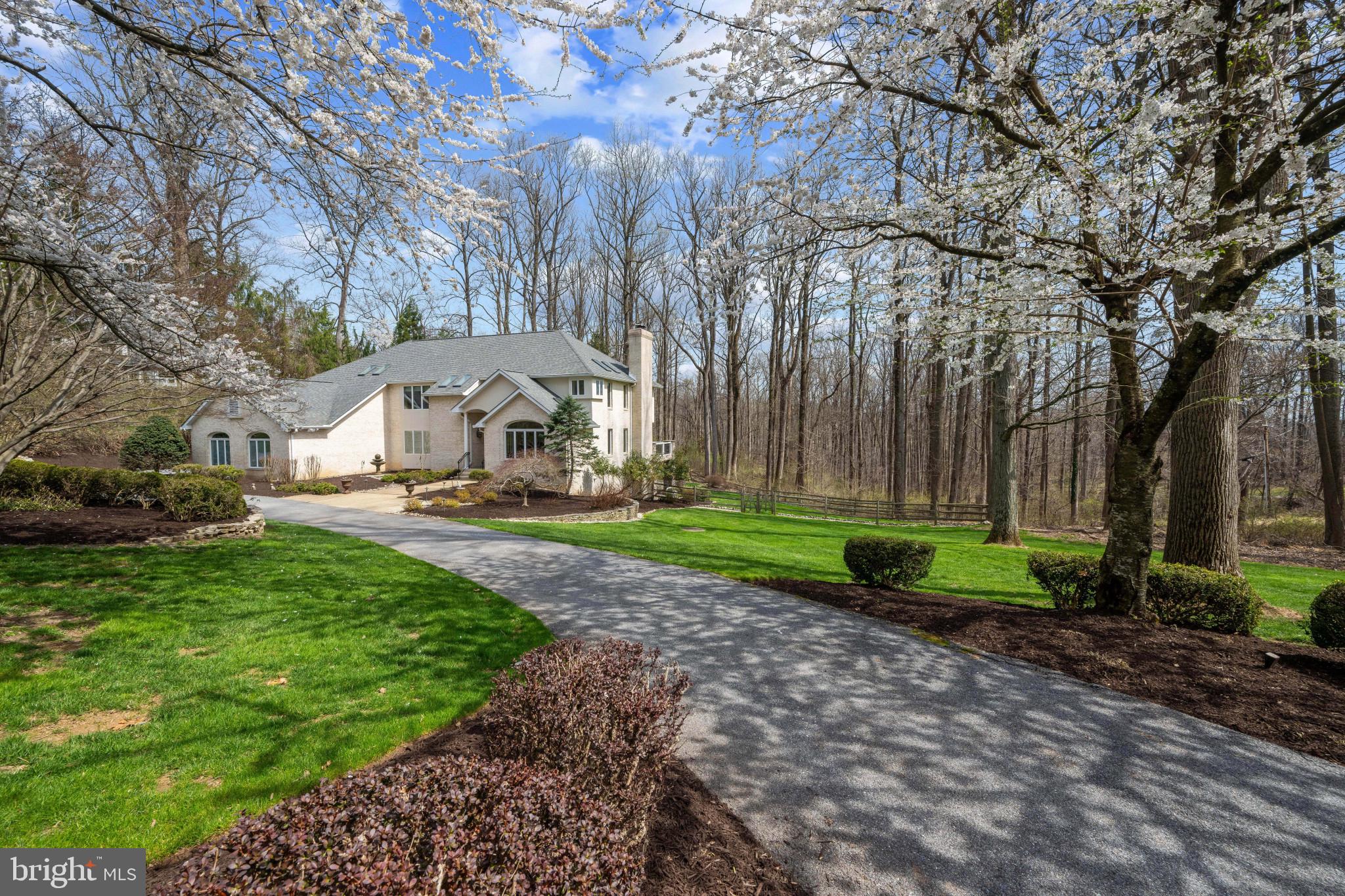 HUNTINGTON - Residential