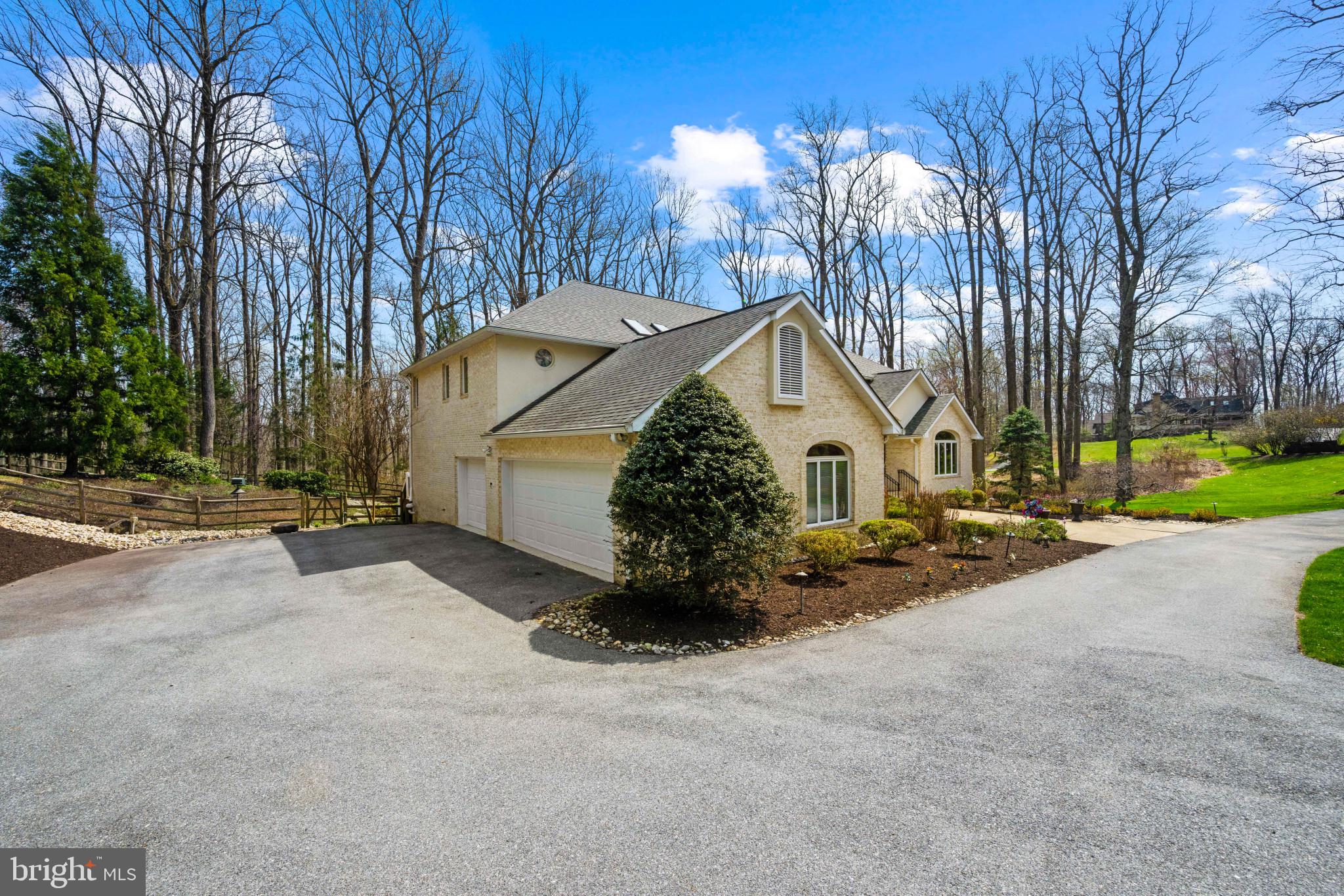 HUNTINGTON - Residential