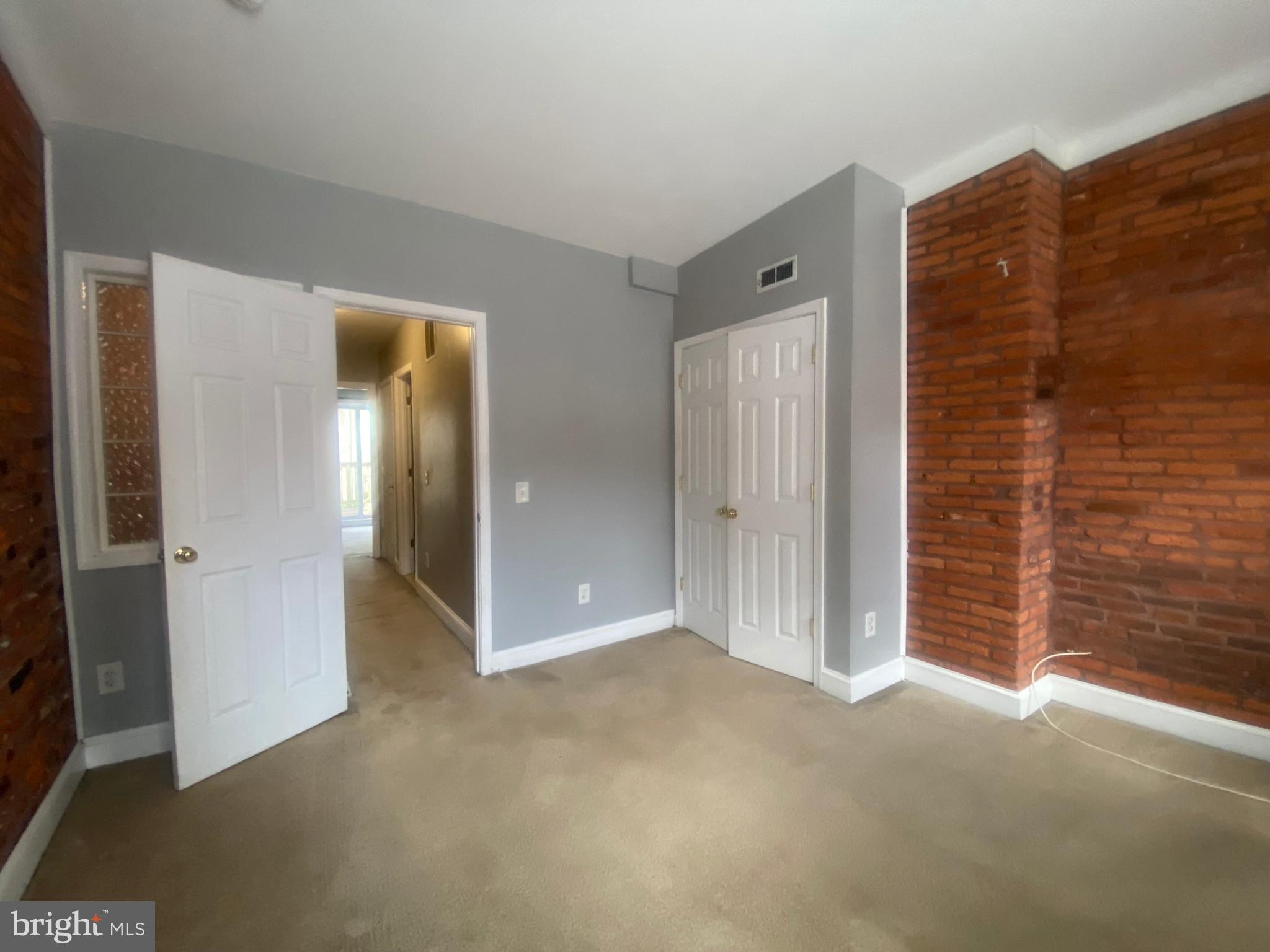 FEDERAL HILL HISTORIC DISTRICT - Residential Lease