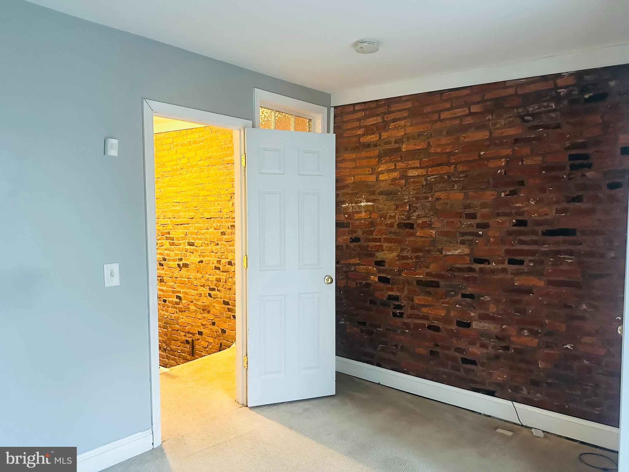 FEDERAL HILL HISTORIC DISTRICT - Residential Lease