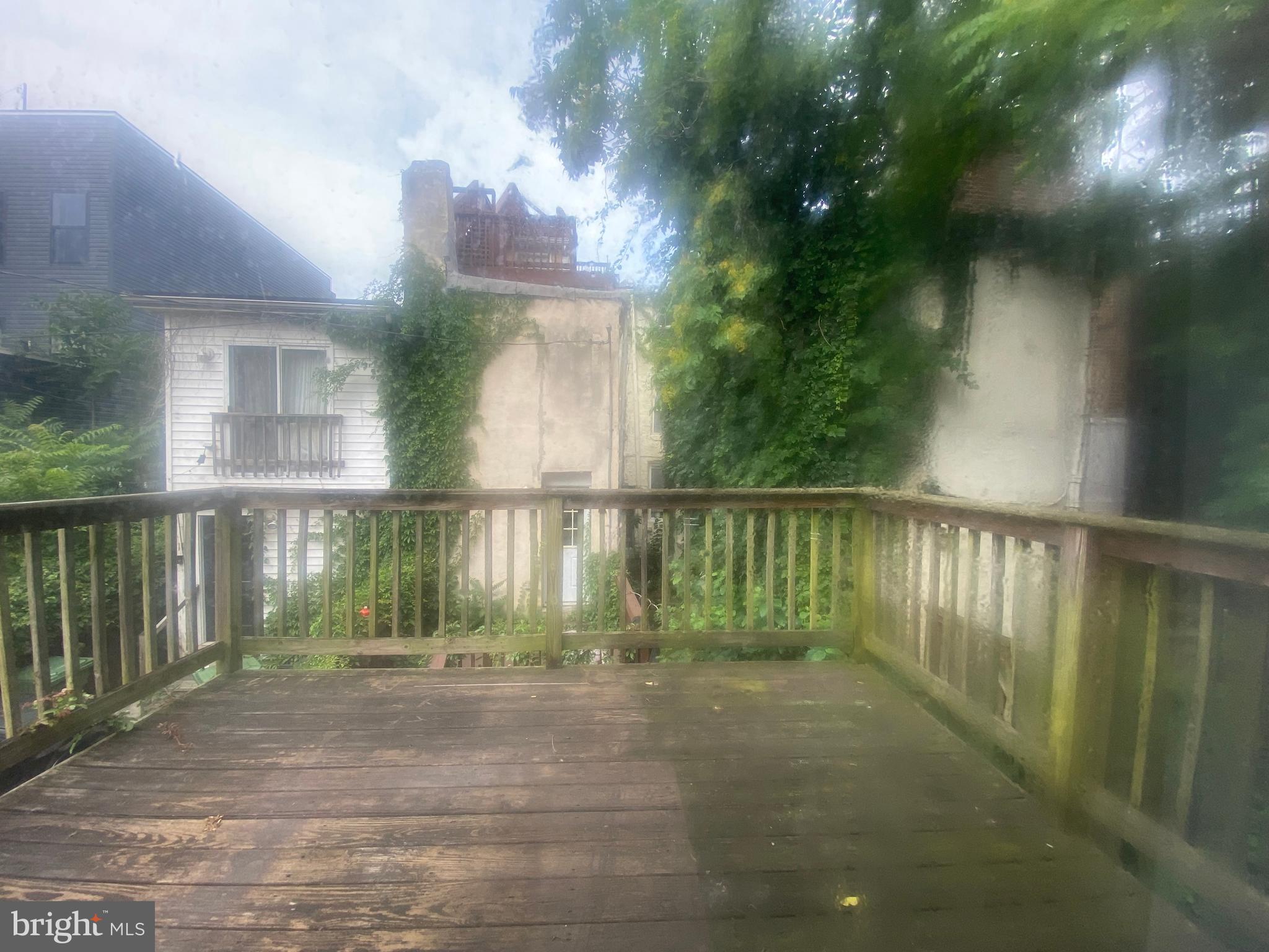 FEDERAL HILL HISTORIC DISTRICT - Residential Lease