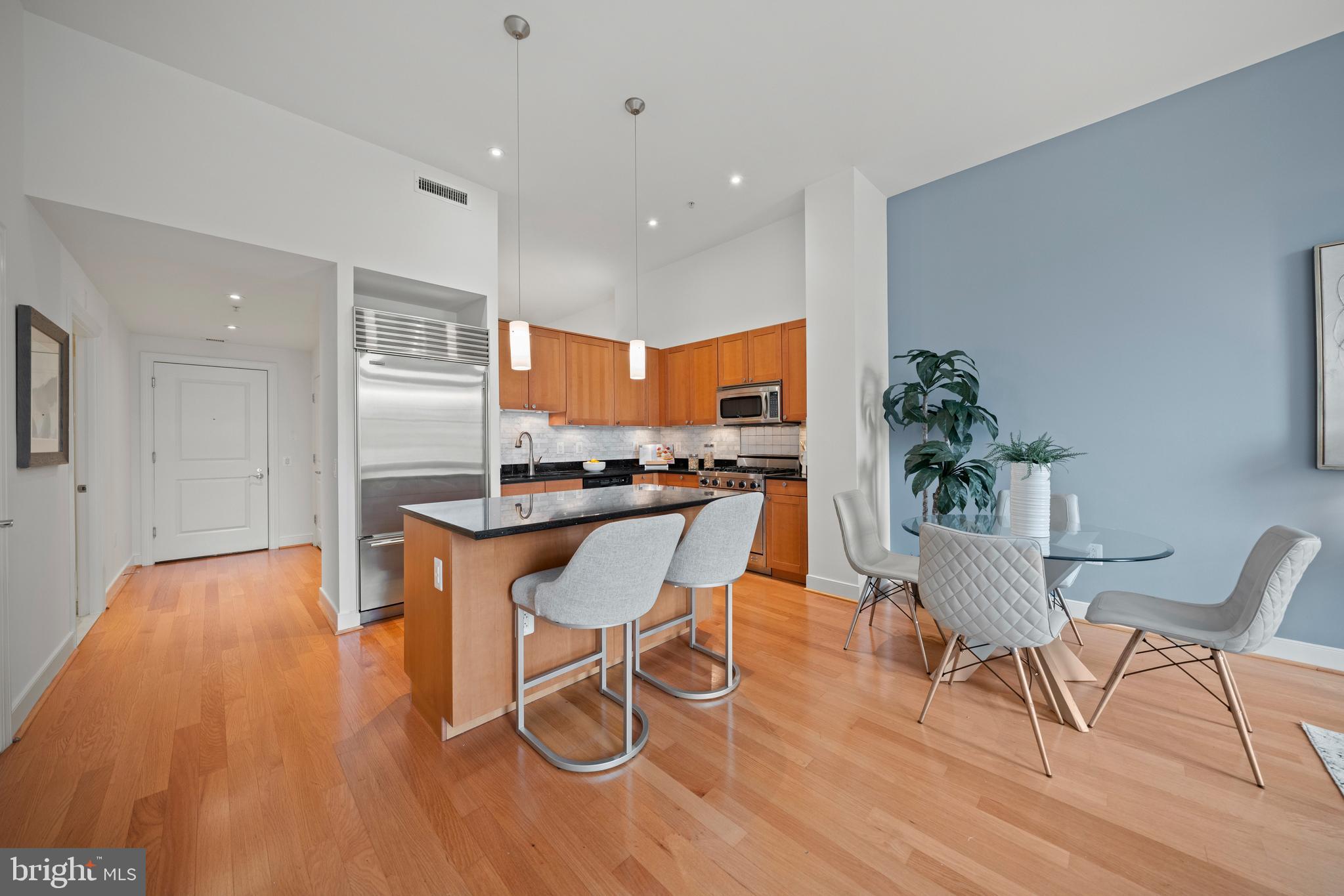 2425 L STREET NW 328