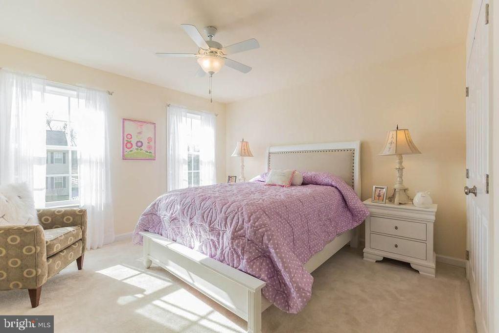 POND VIEW ESTATES - Residential