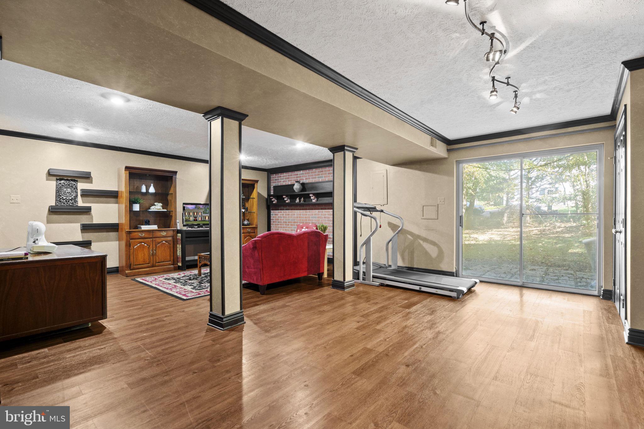 AUBURN MILL ESTATES - Residential