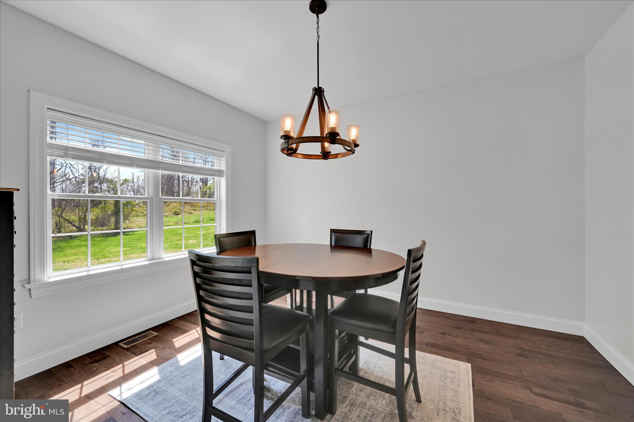 CRESTWOOD ESTATES - Residential