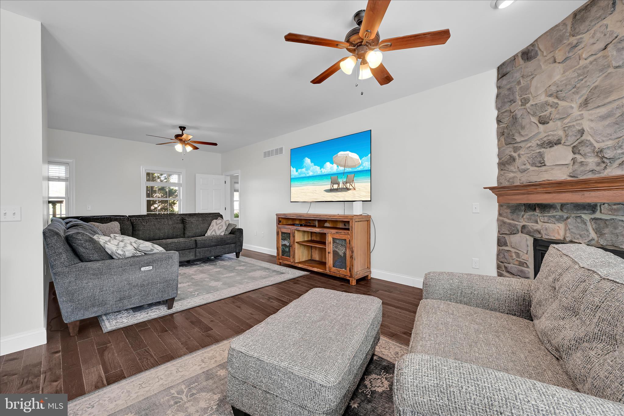 CRESTWOOD ESTATES - Residential