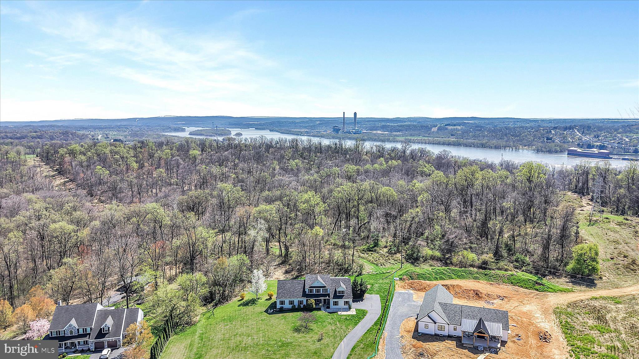 CRESTWOOD ESTATES - Residential