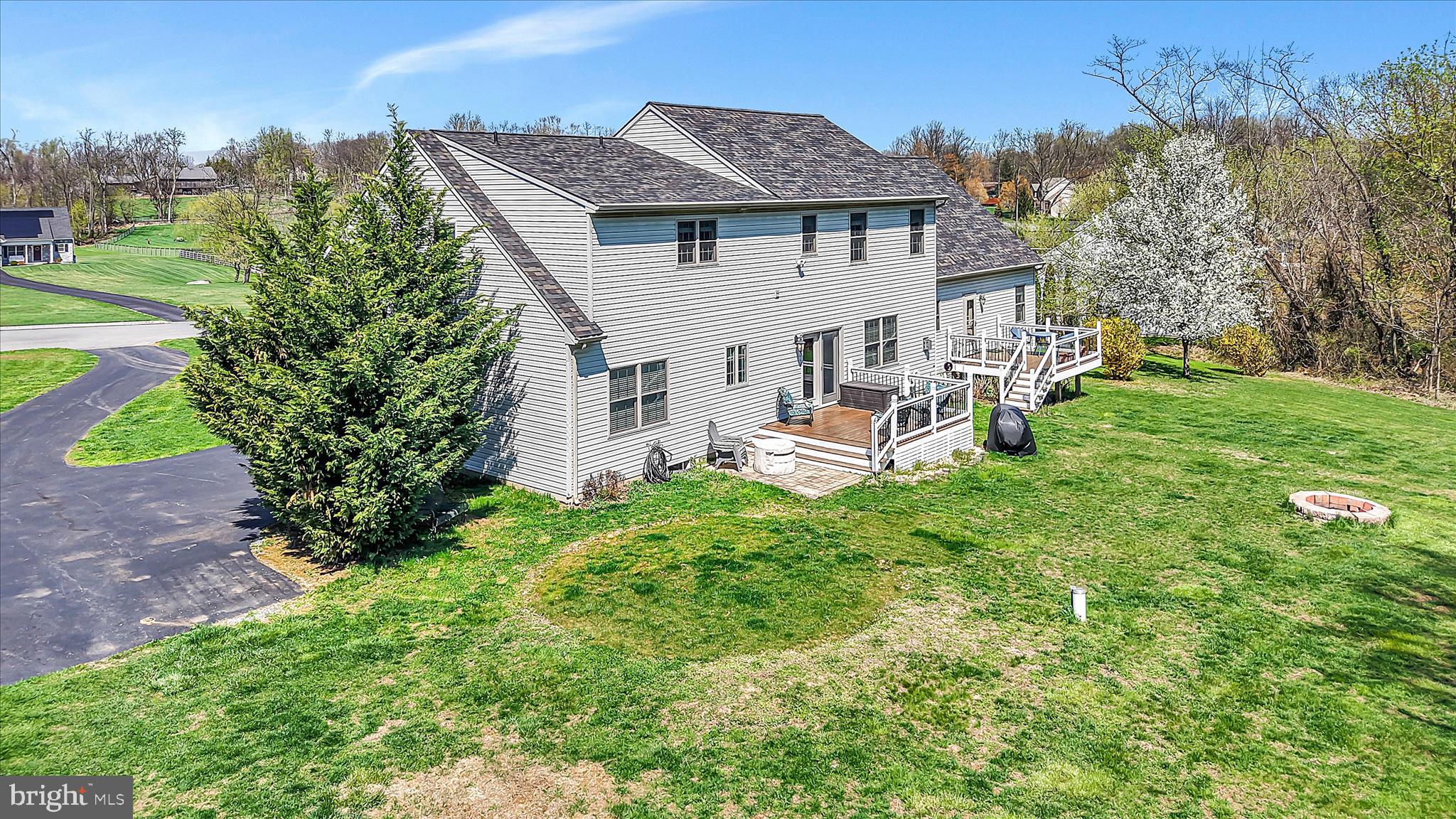 CRESTWOOD ESTATES - Residential