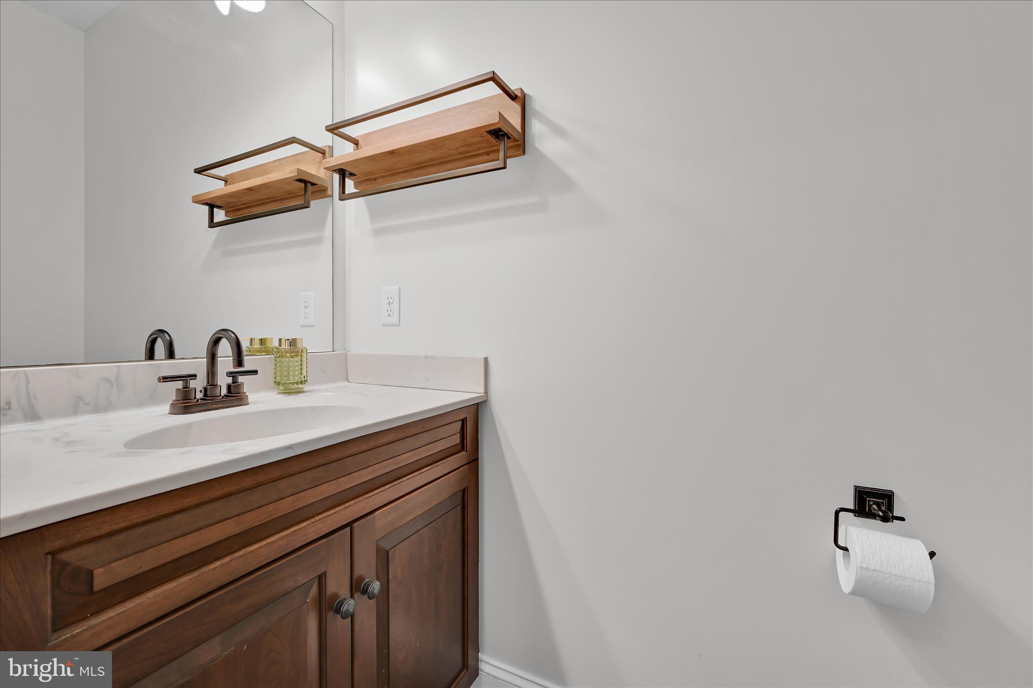 CRESTWOOD ESTATES - Residential