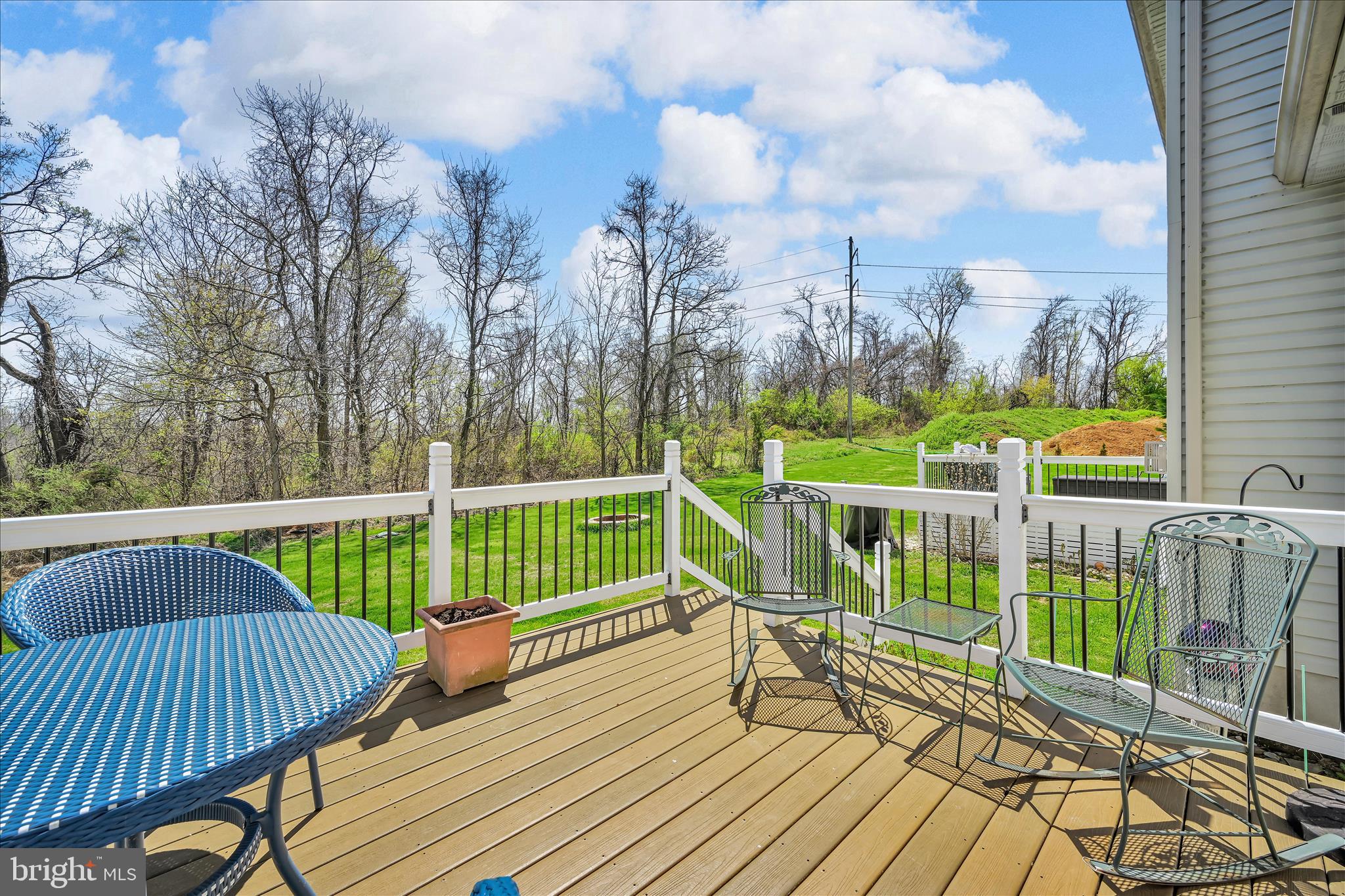 CRESTWOOD ESTATES - Residential