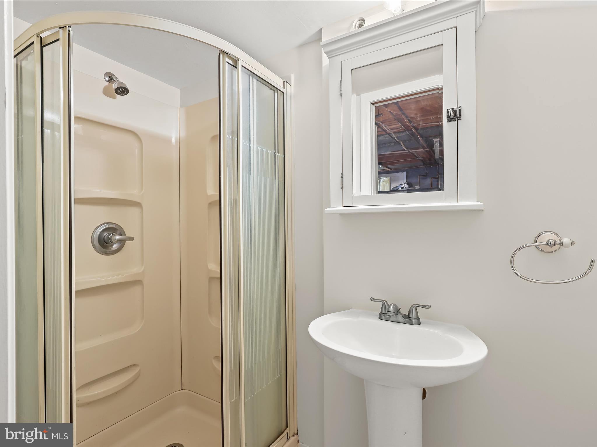 KNETTISHALL - Residential