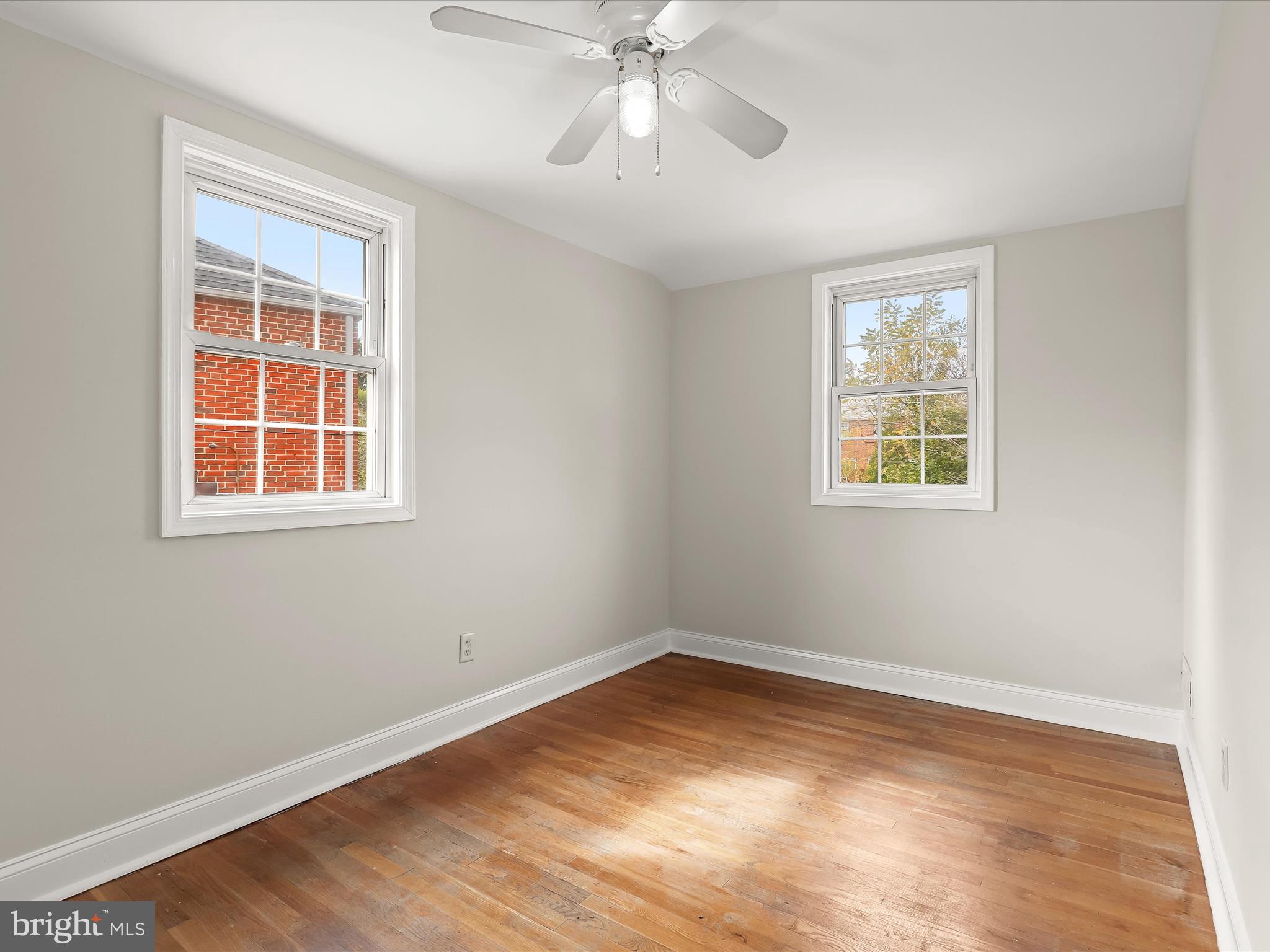 KNETTISHALL - Residential