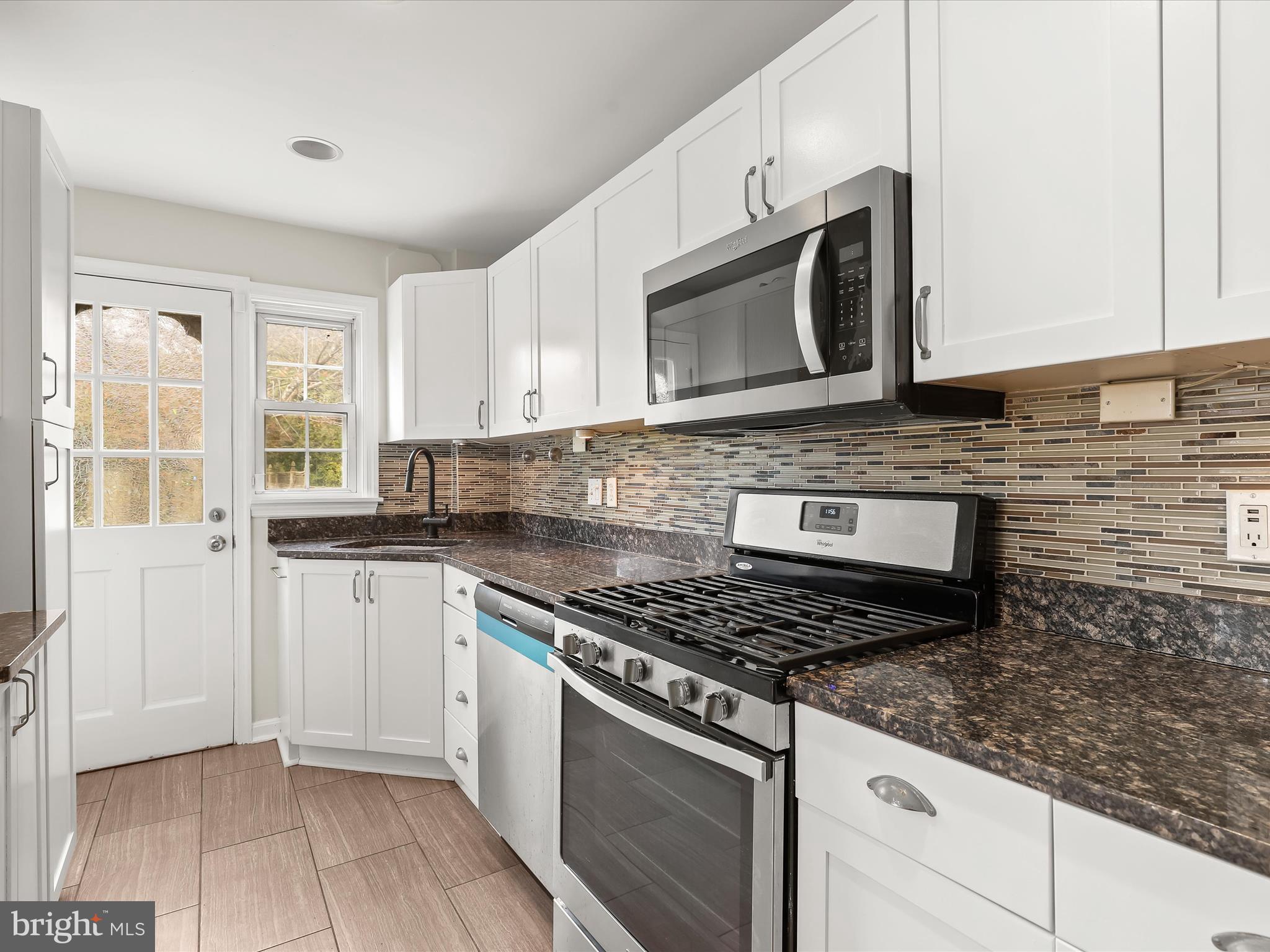 KNETTISHALL - Residential