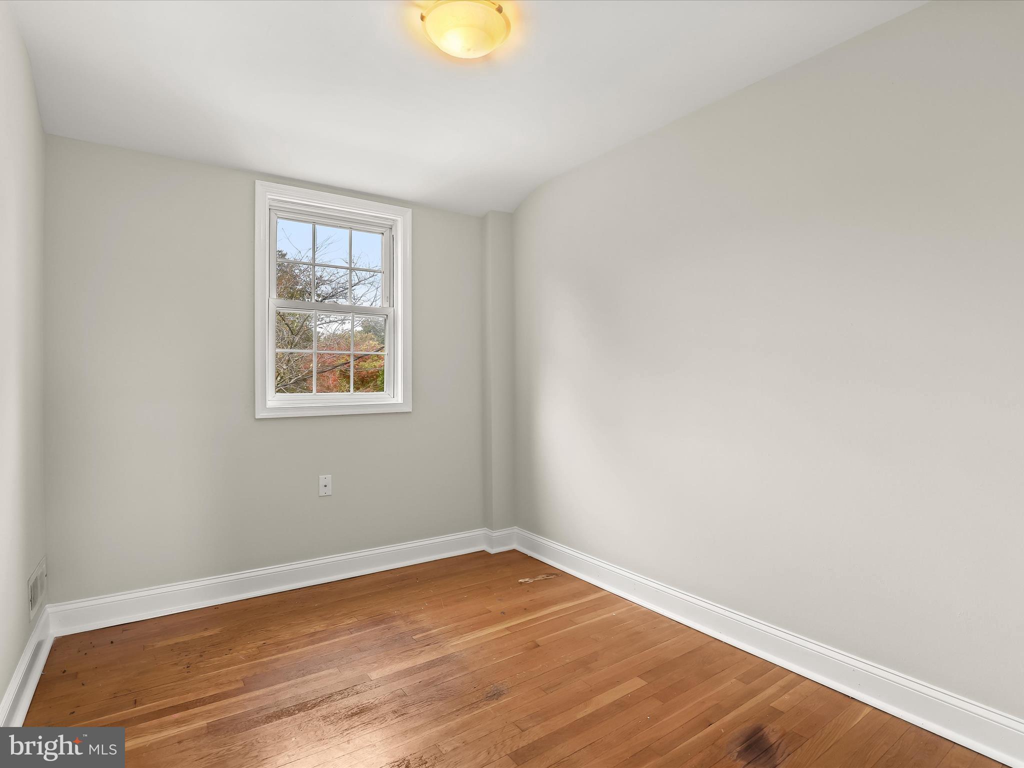 KNETTISHALL - Residential