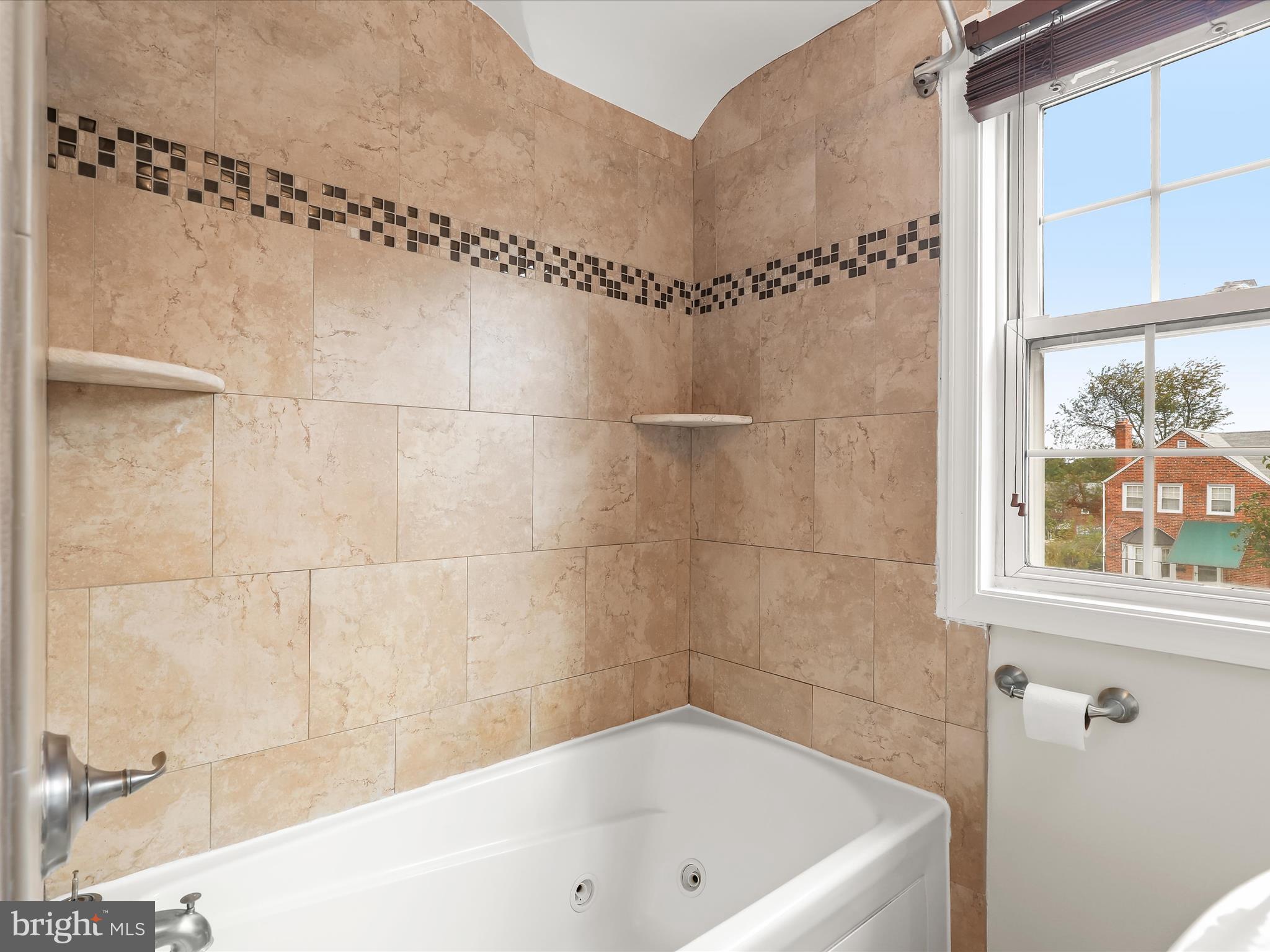 KNETTISHALL - Residential