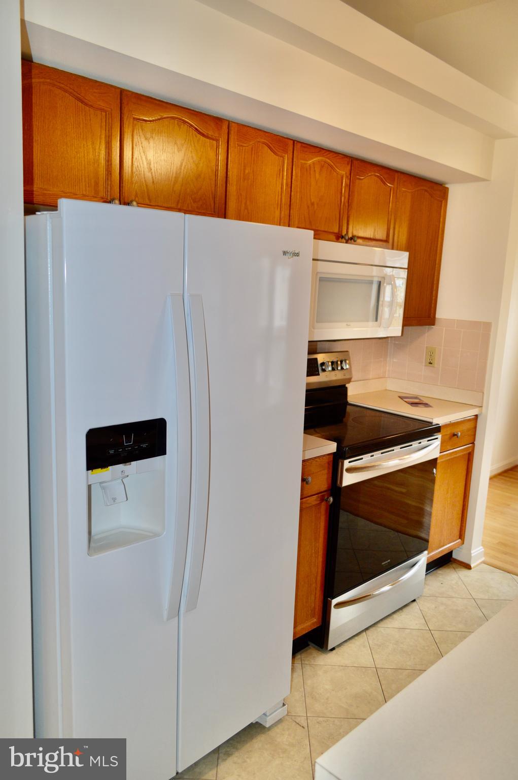 LAKETREE - Residential