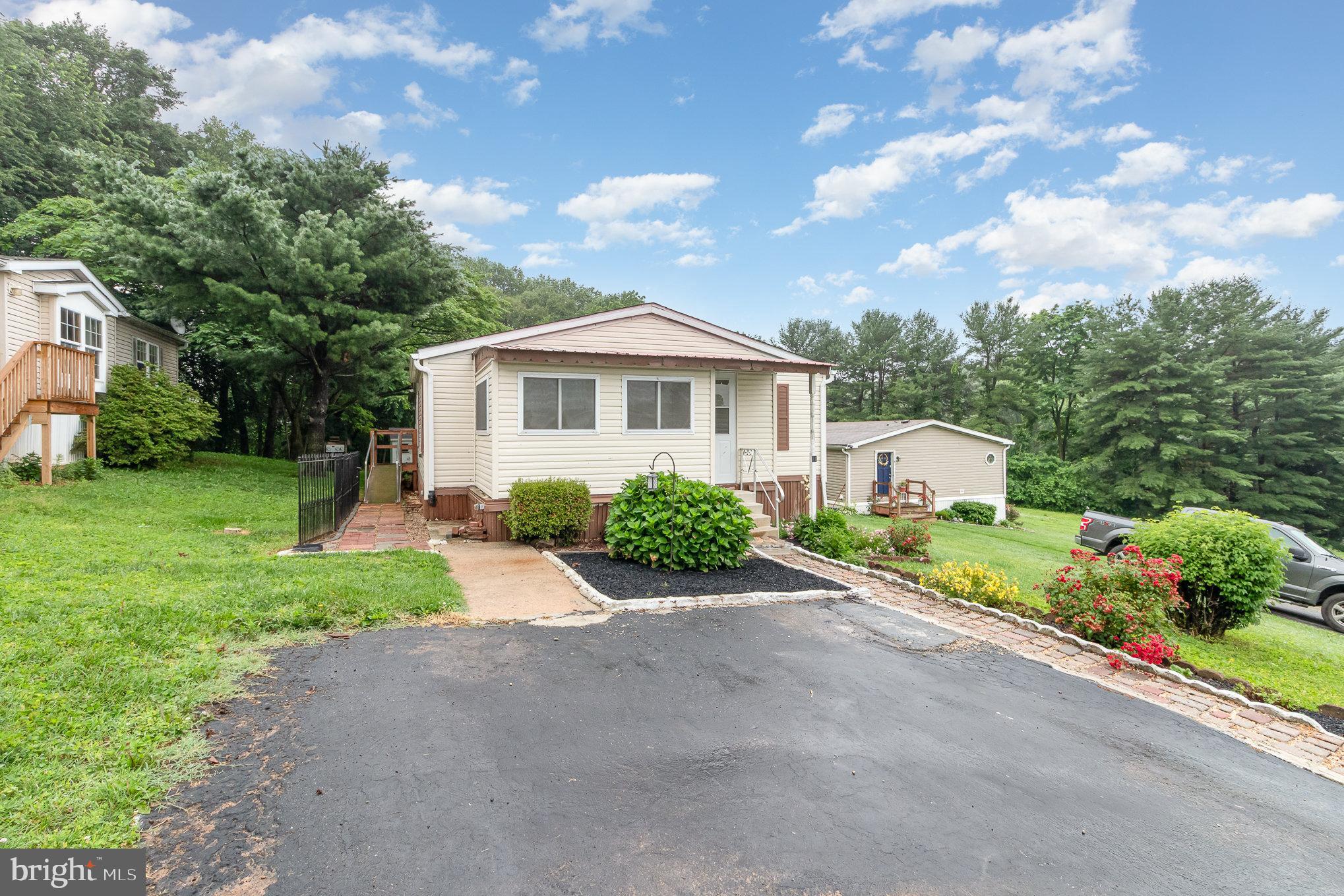 11 TYLER DRIVE