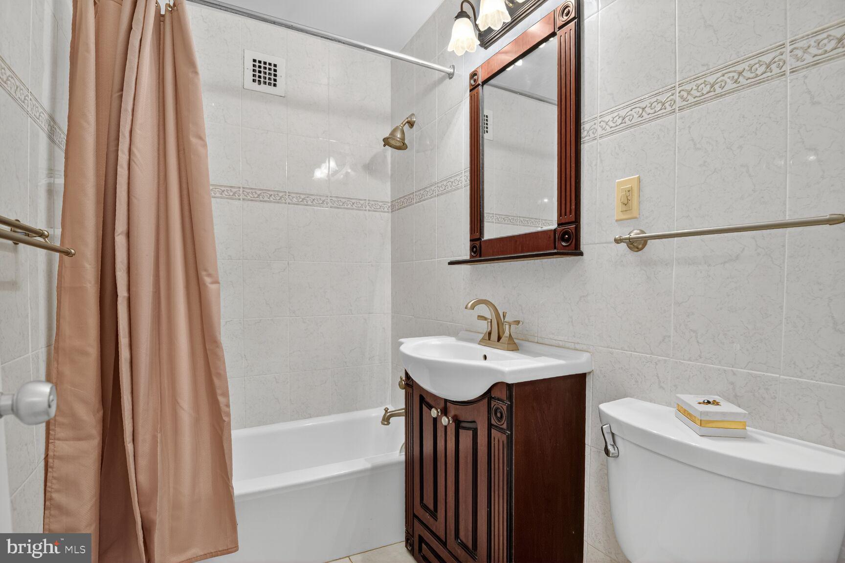 CARDINAL HOUSE - Residential