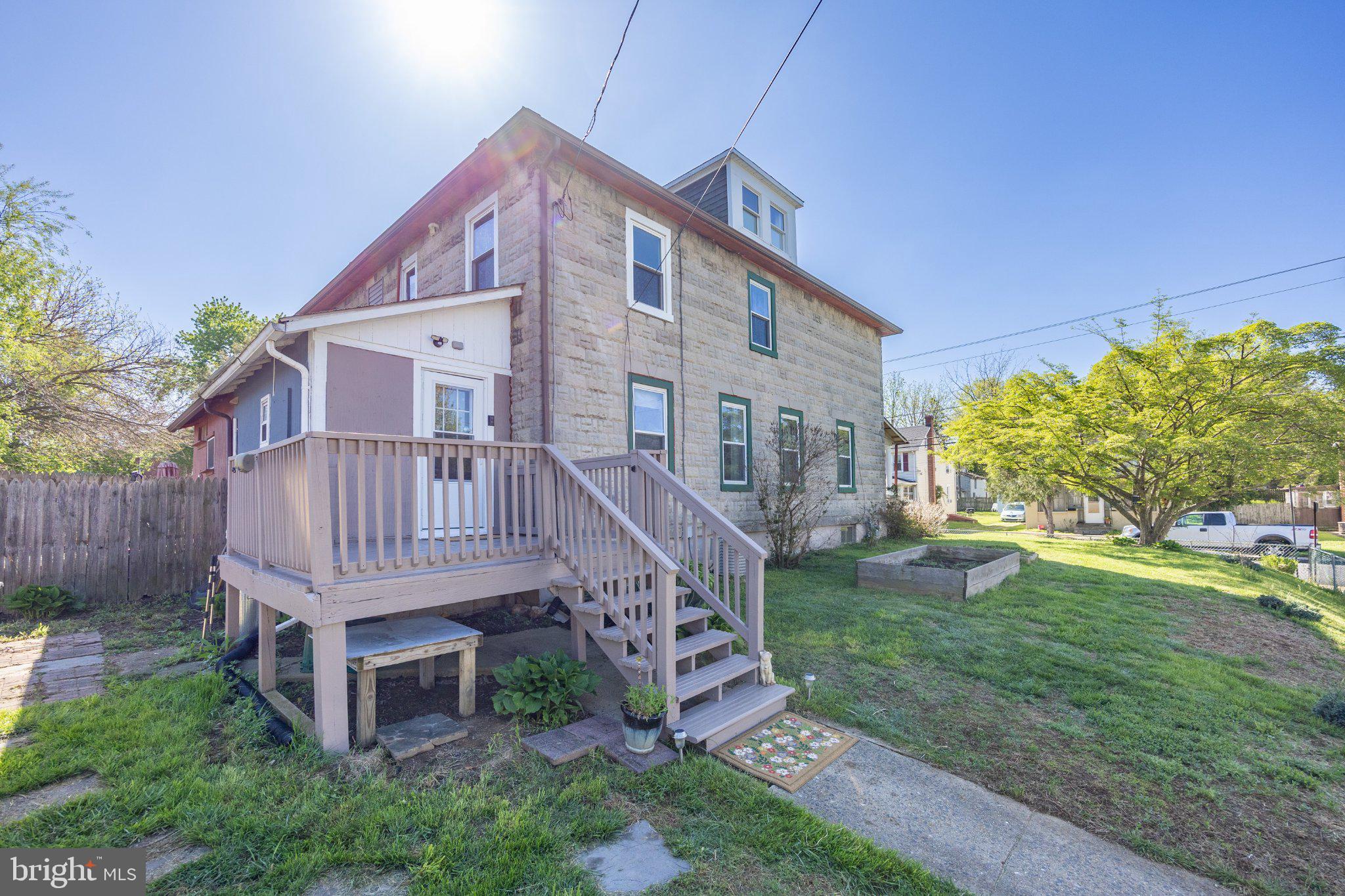 WEST GROVE BORO - Residential