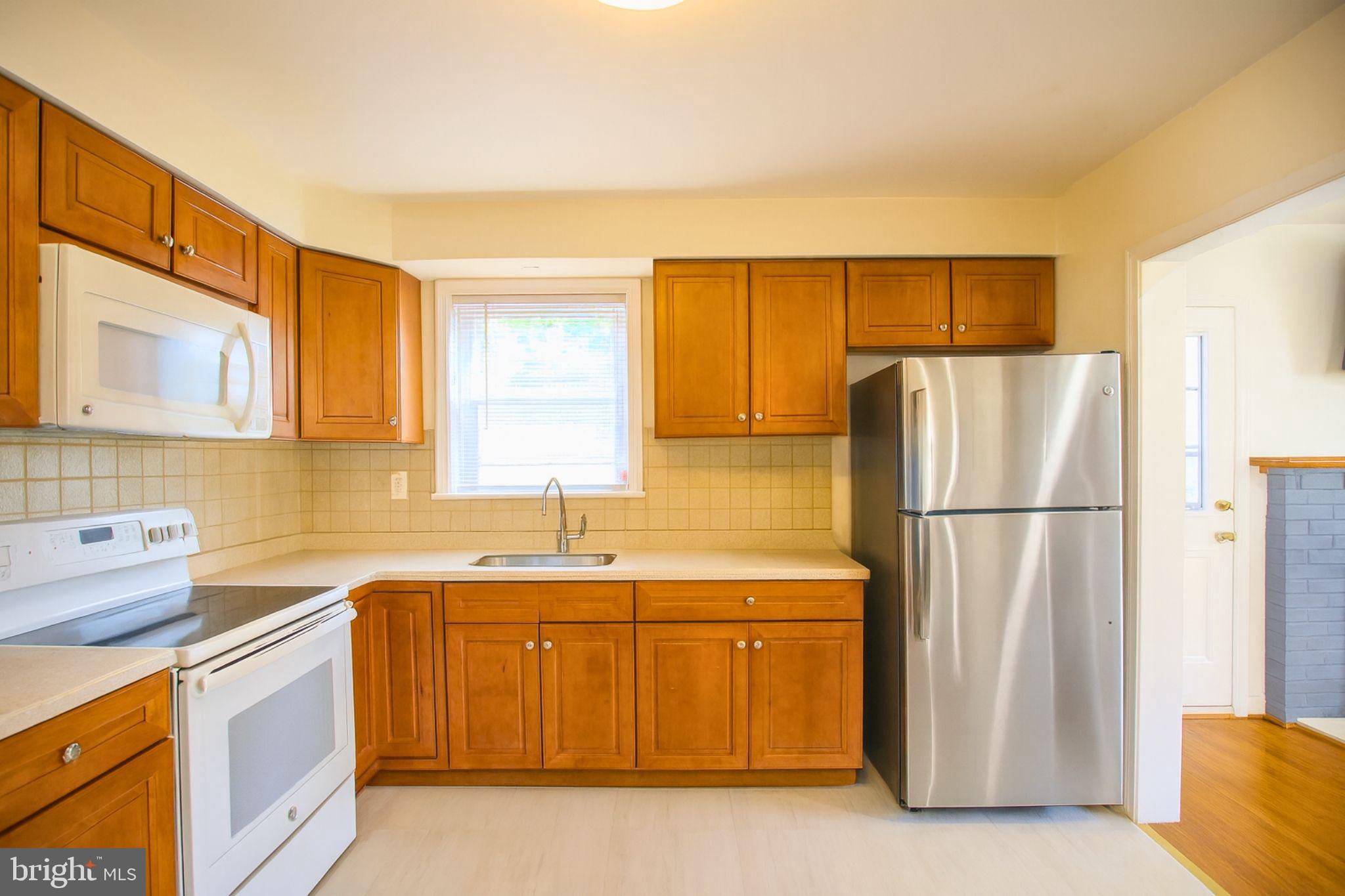 CLINTON GARDENS - Residential